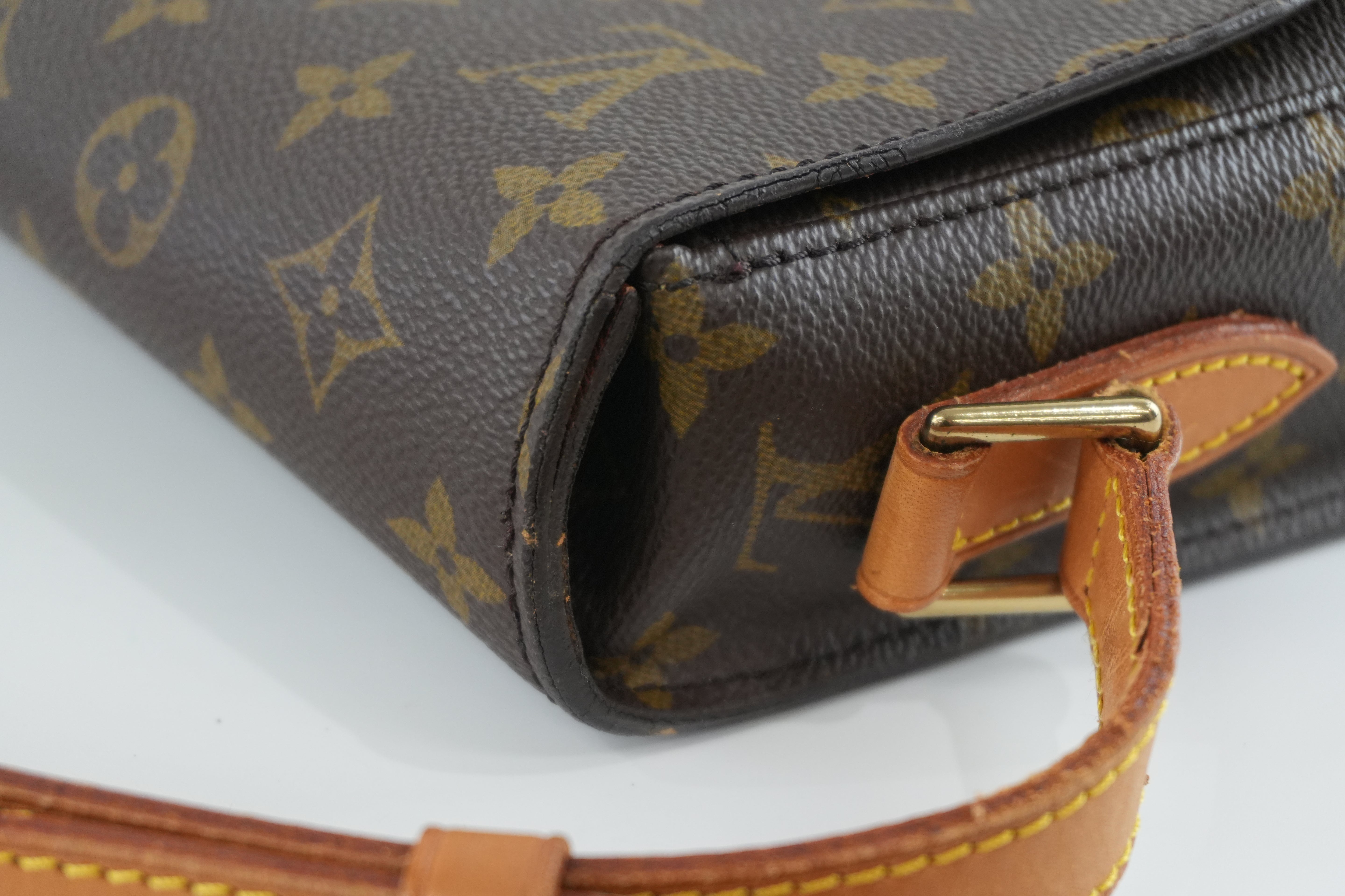 Pre-owned Louis Vuitton Monogram Saint Cloud GM Shoulder Bag