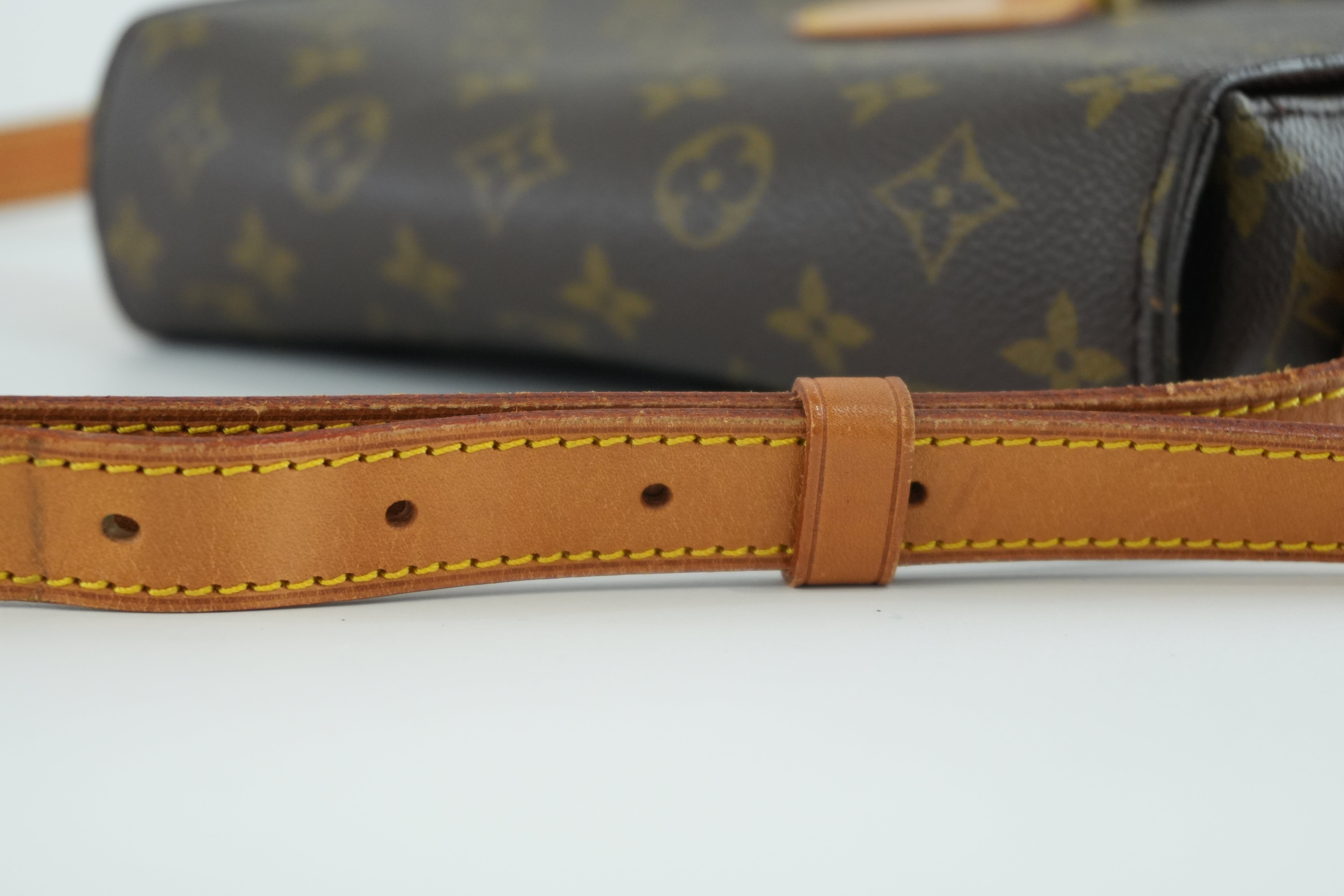 Pre-owned Louis Vuitton Monogram Saint Cloud GM Shoulder Bag