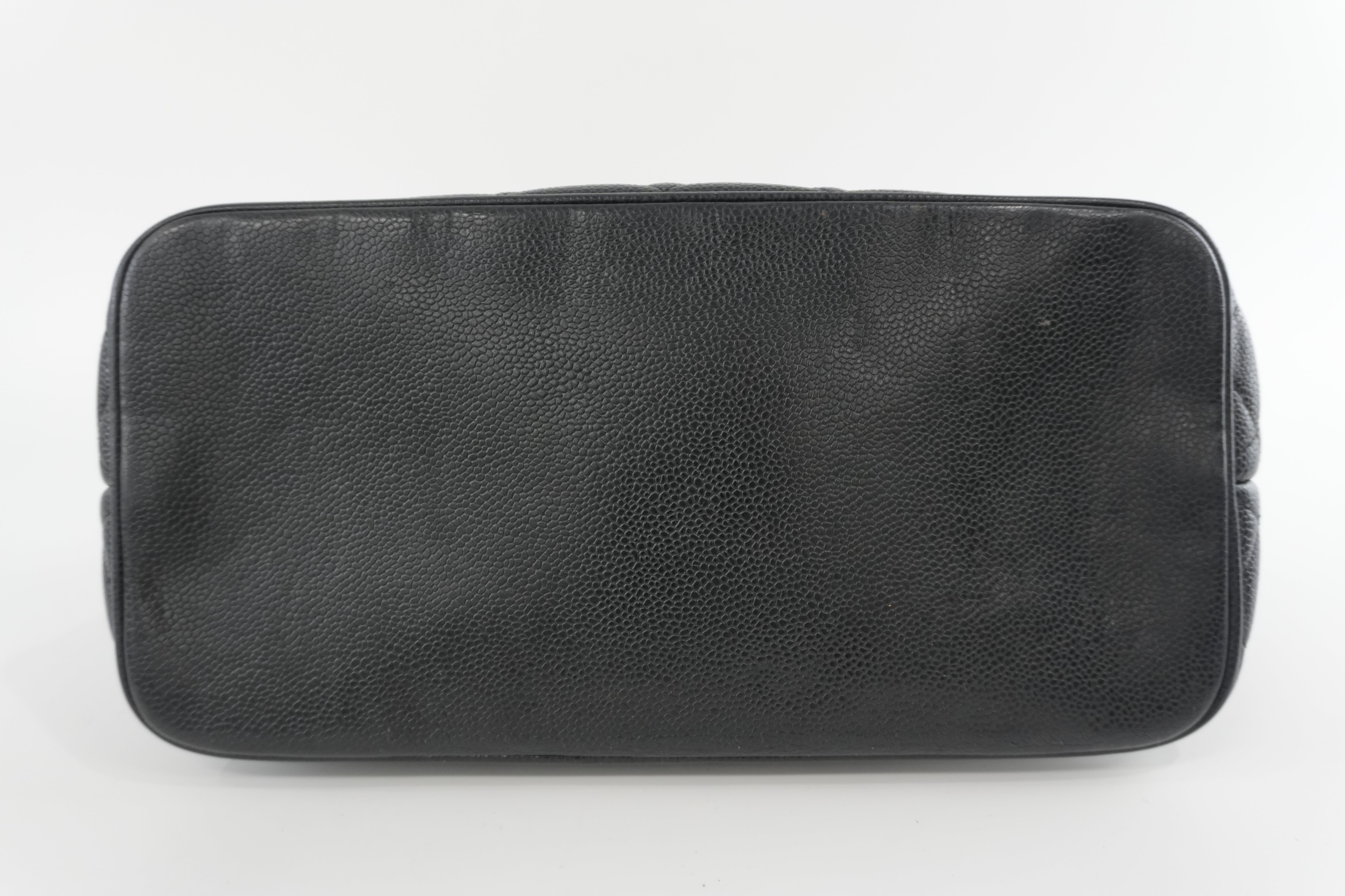 Pre-owned Chanel Medallion Caviar Tote Bag Silver Hardware Black Used