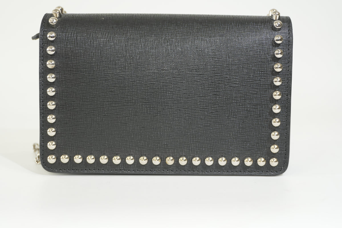 Pre-Owned FENDI Carlito Wallet on Chain Black