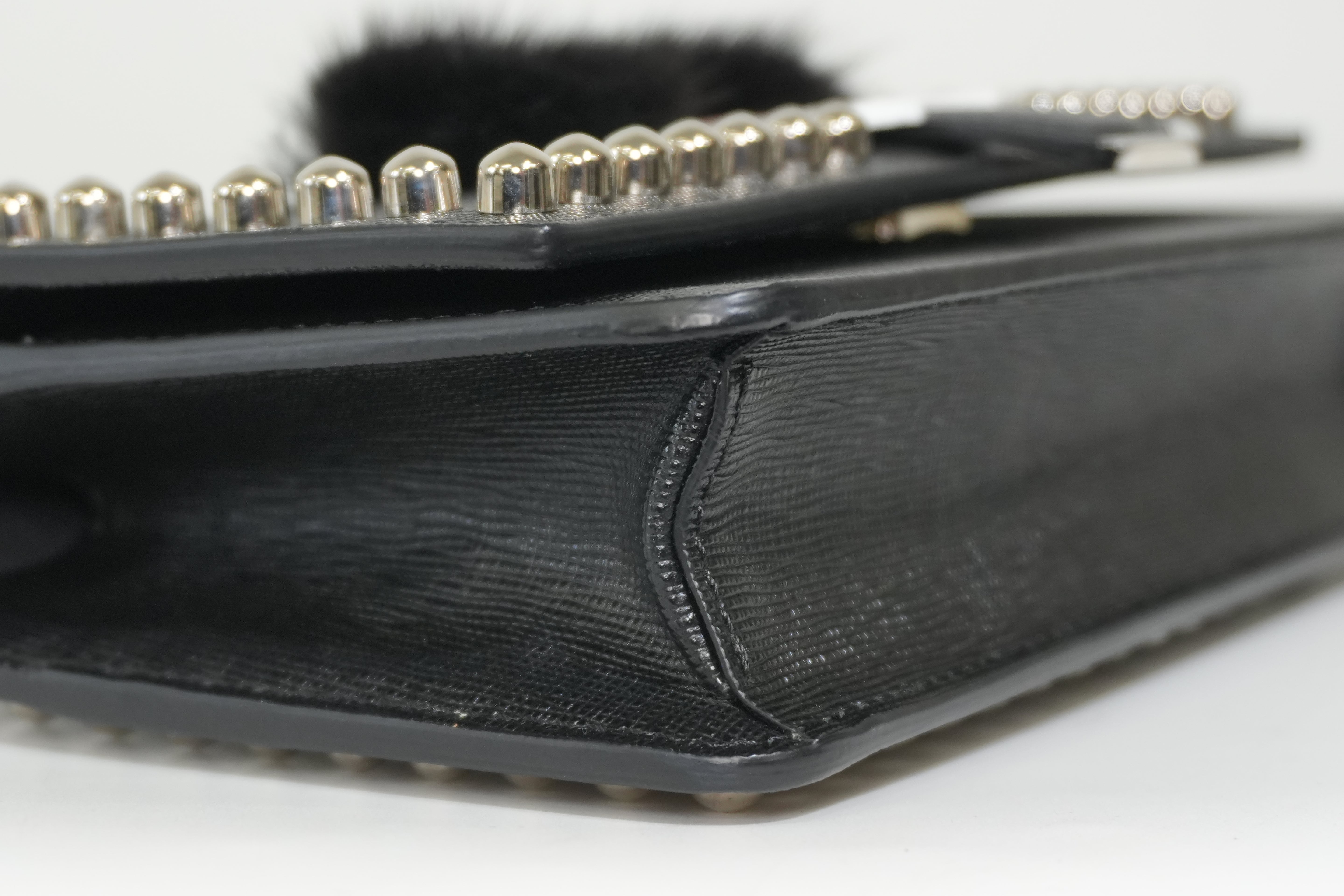Pre-Owned FENDI Carlito Wallet on Chain Black