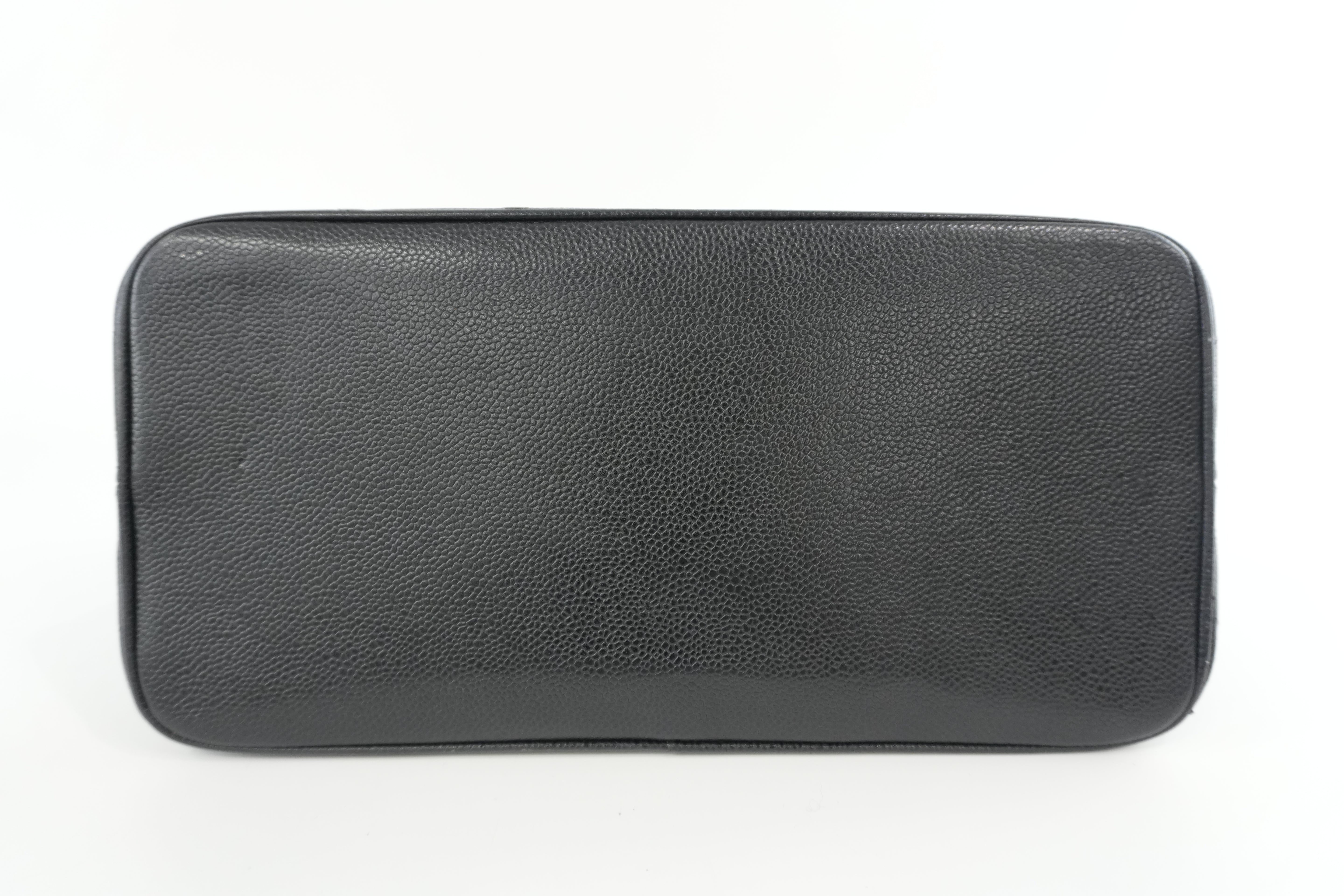 Pre-owned Chanel Medallion Caviar Tote Bag Gold Hardware Black