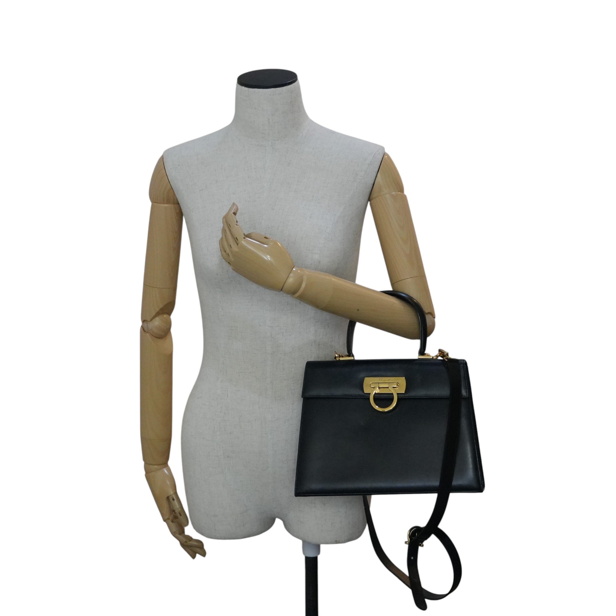 Pre-owned Ferragamo Two Way Top Handle Shoulder Bag Black