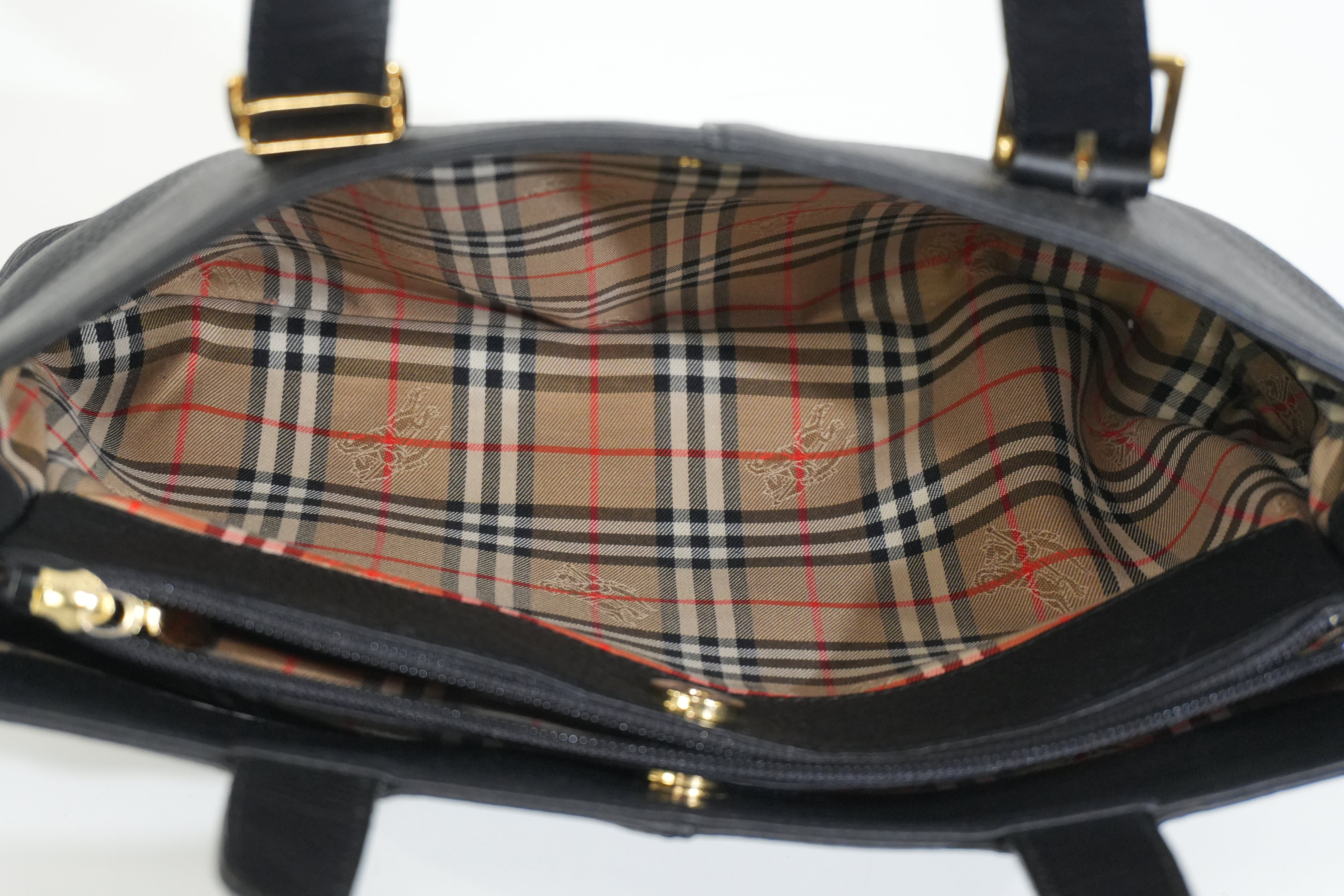 Pre-owned Burberry Shoulder Bag Black