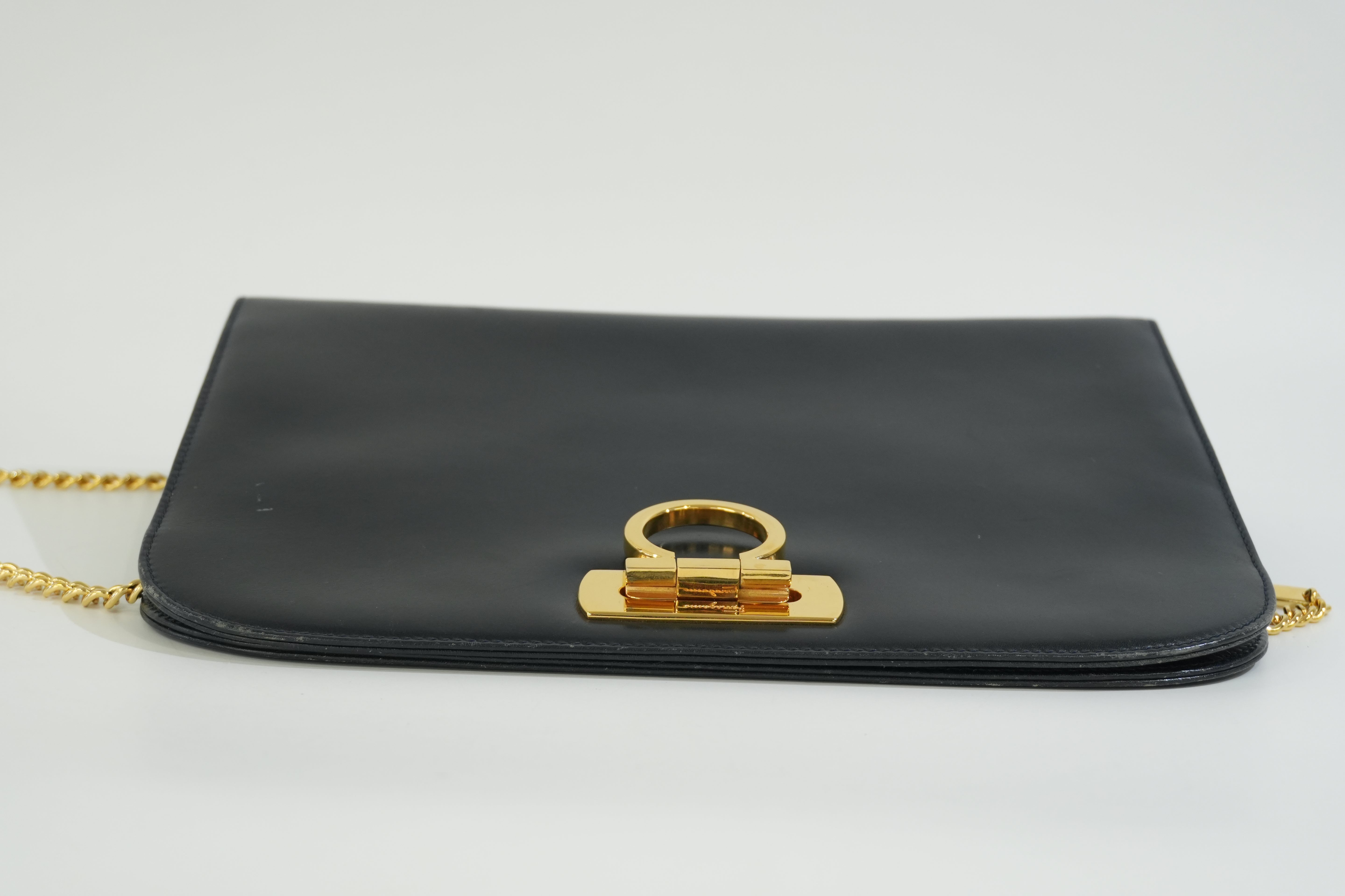 Pre-owned Ferragamo Chain Shoulder Bag Blue