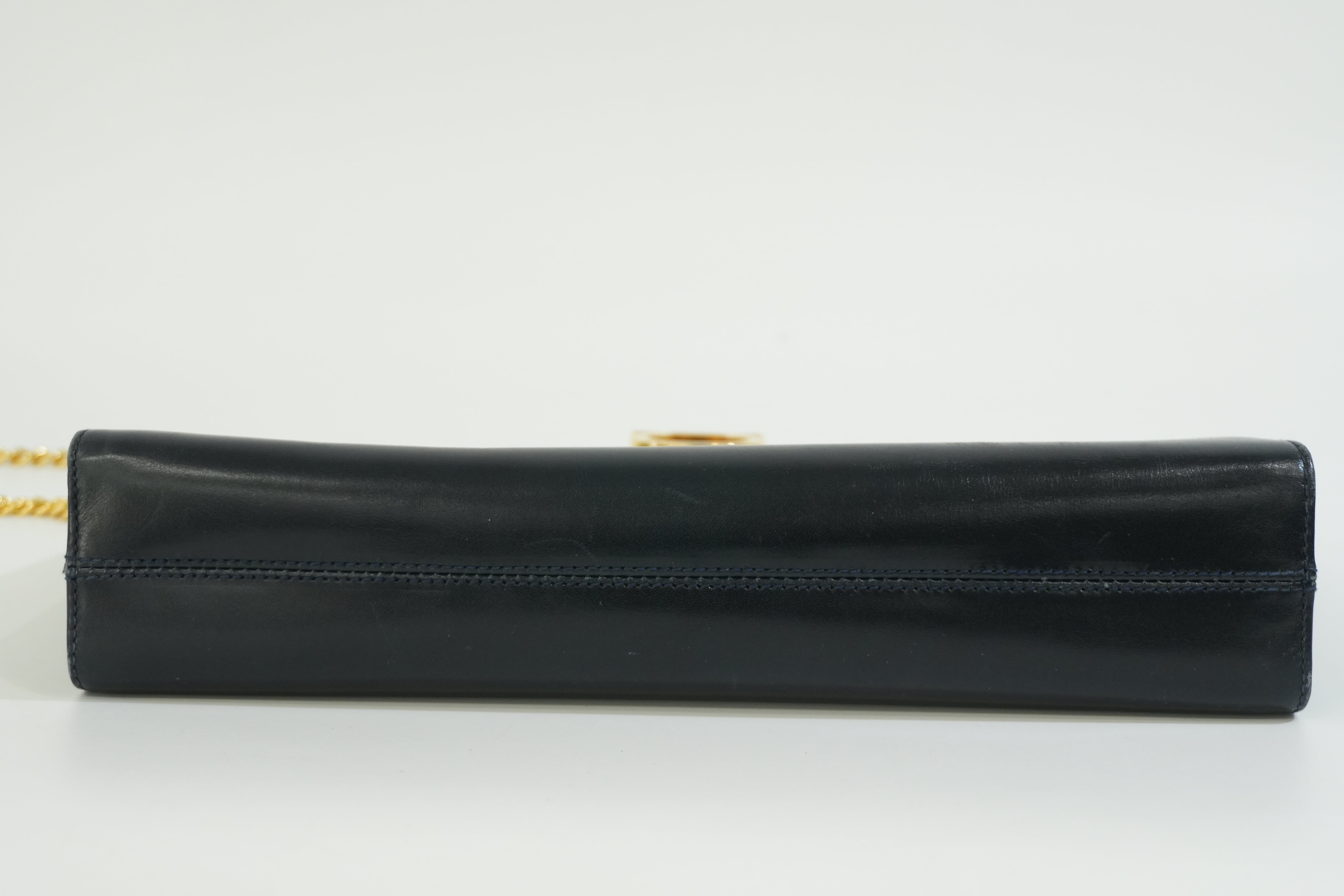 Pre-owned Ferragamo Chain Shoulder Bag Blue