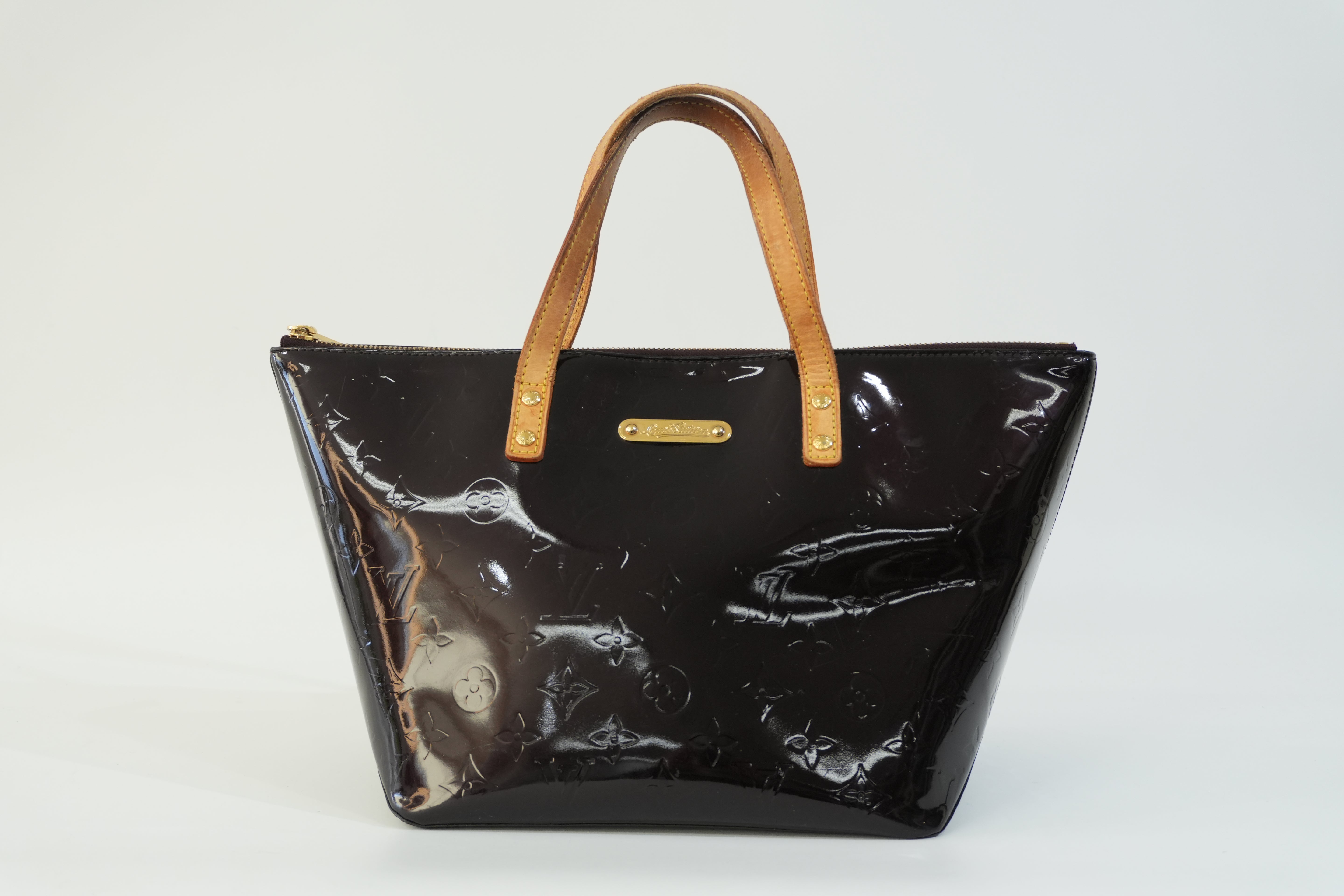 Pre-owned Louis Vuitton Vernis Bellevue Handbag Purple