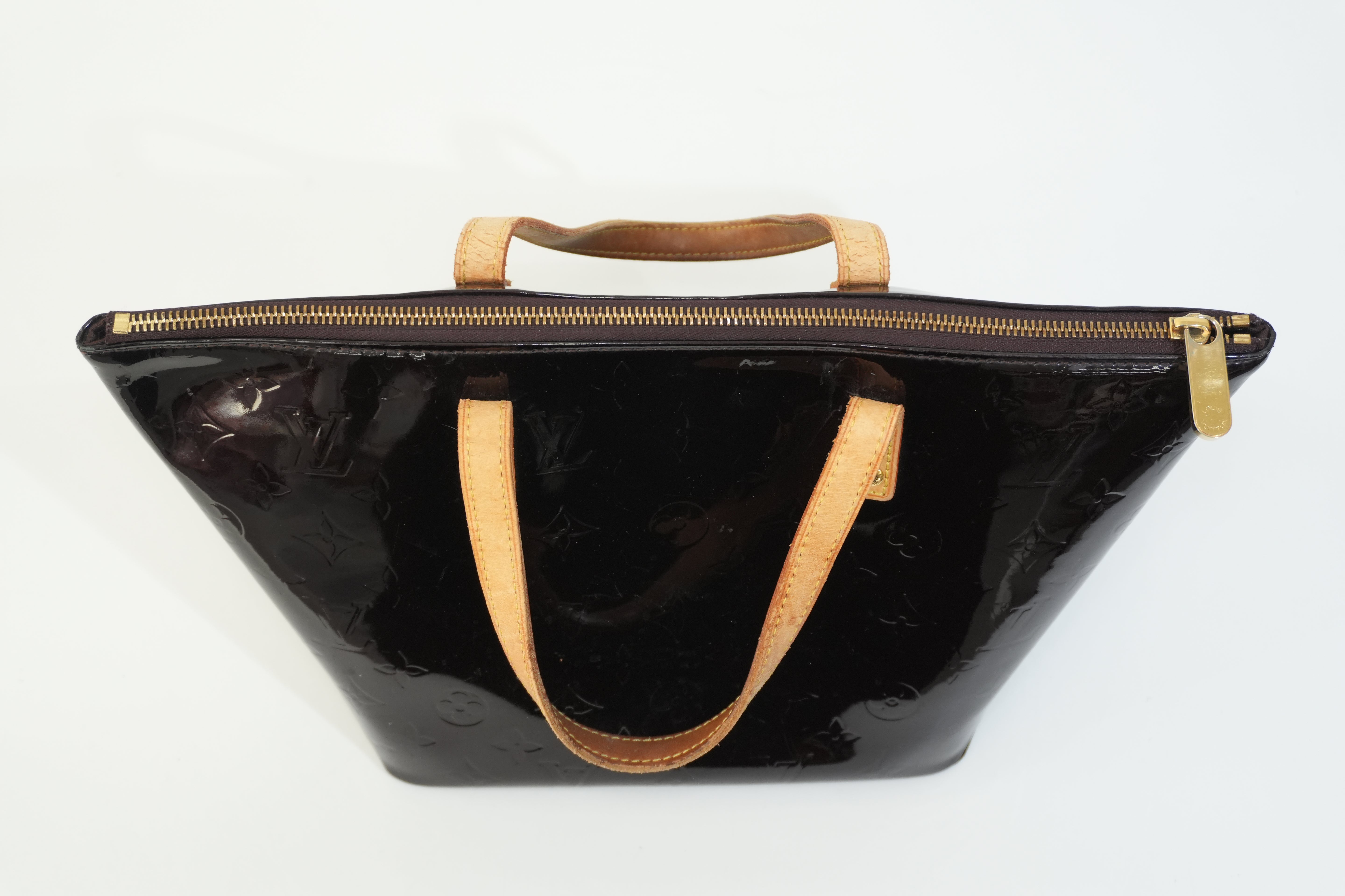 Pre-owned Louis Vuitton Vernis Bellevue Handbag Purple