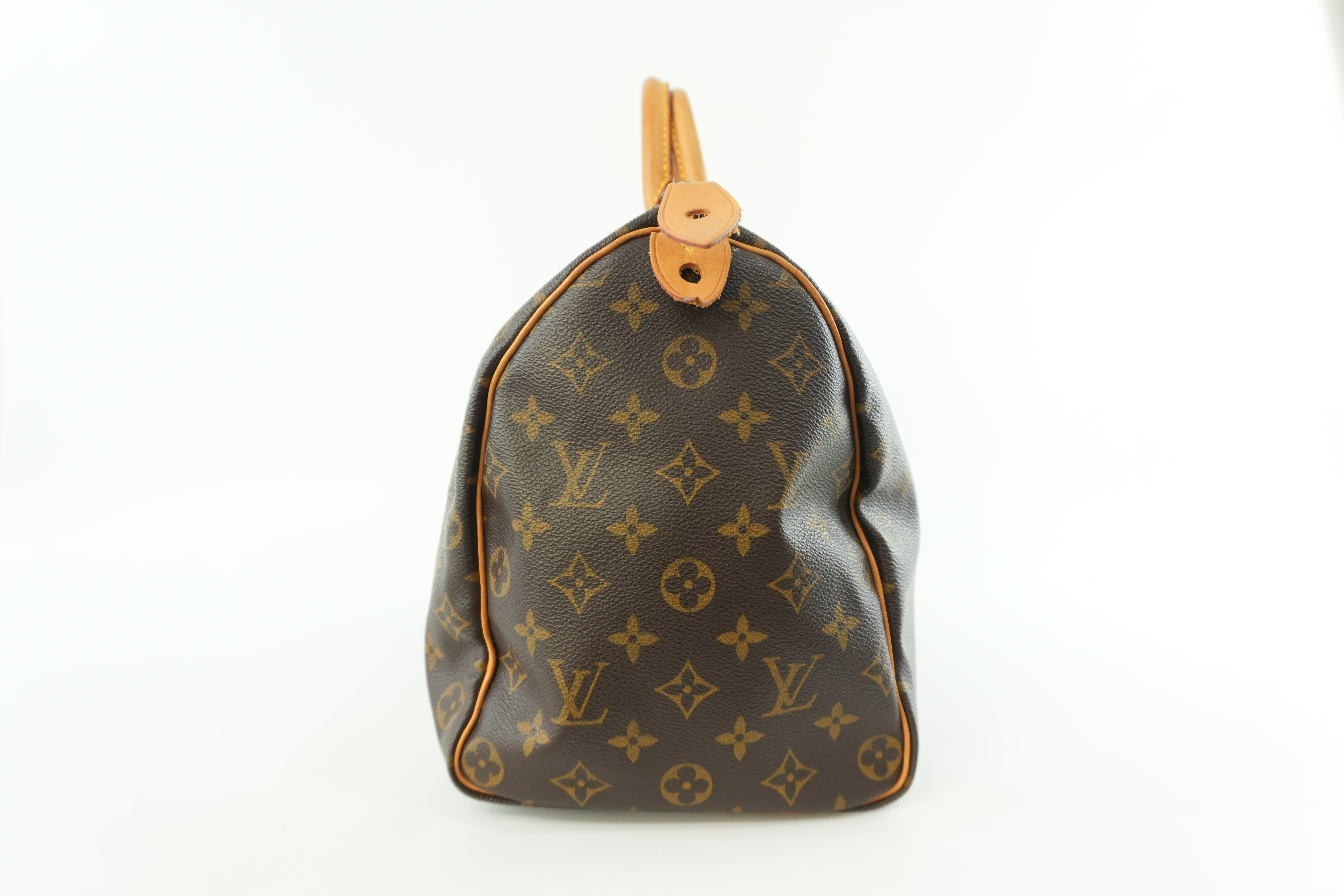 Louis Vuitton Monogram Speedy 35 Handbag Used