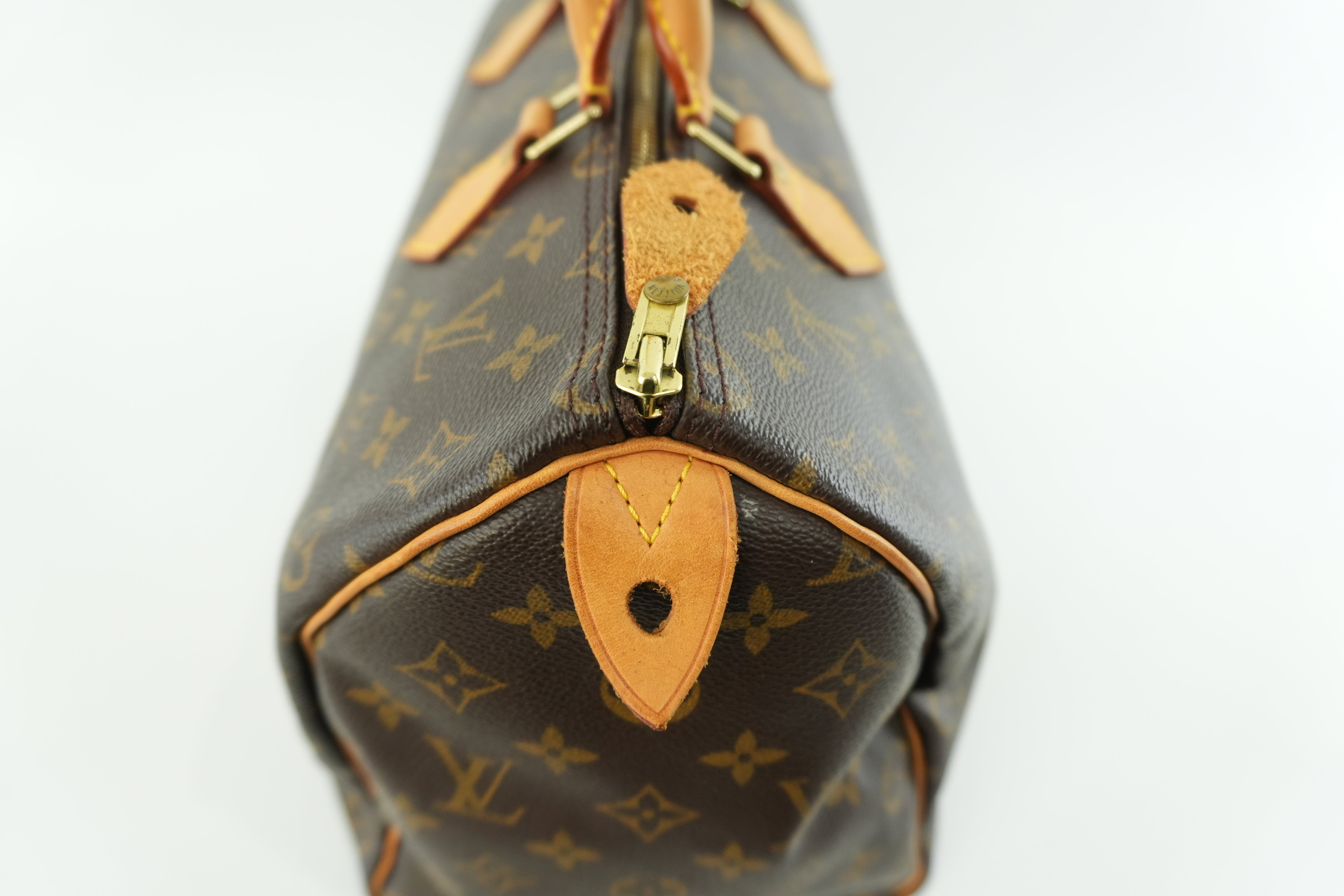 Louis Vuitton Monogram Speedy 35 Handbag Used