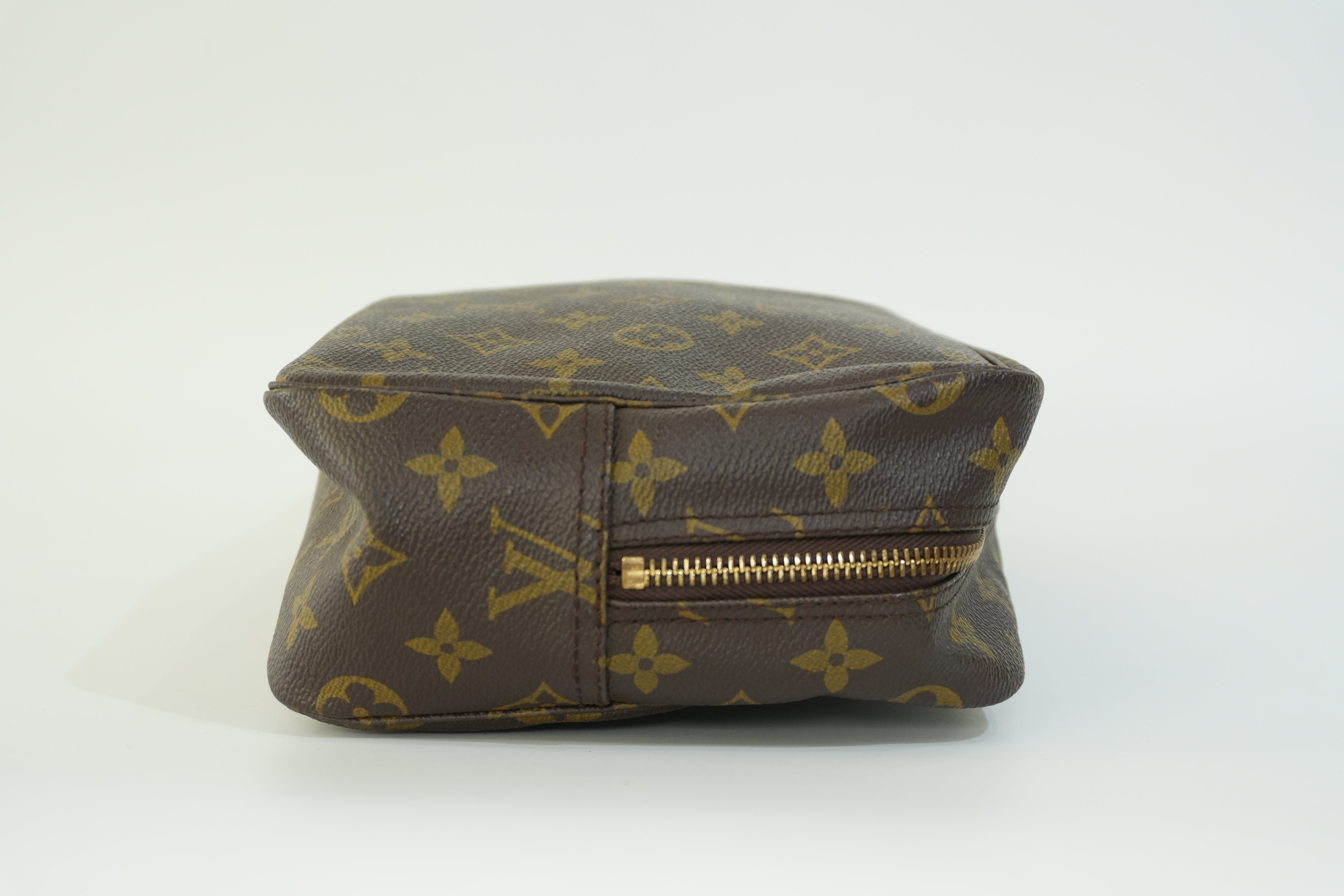 Pre-owned Louis Vuitton Monogram Trousse 28 Pouch