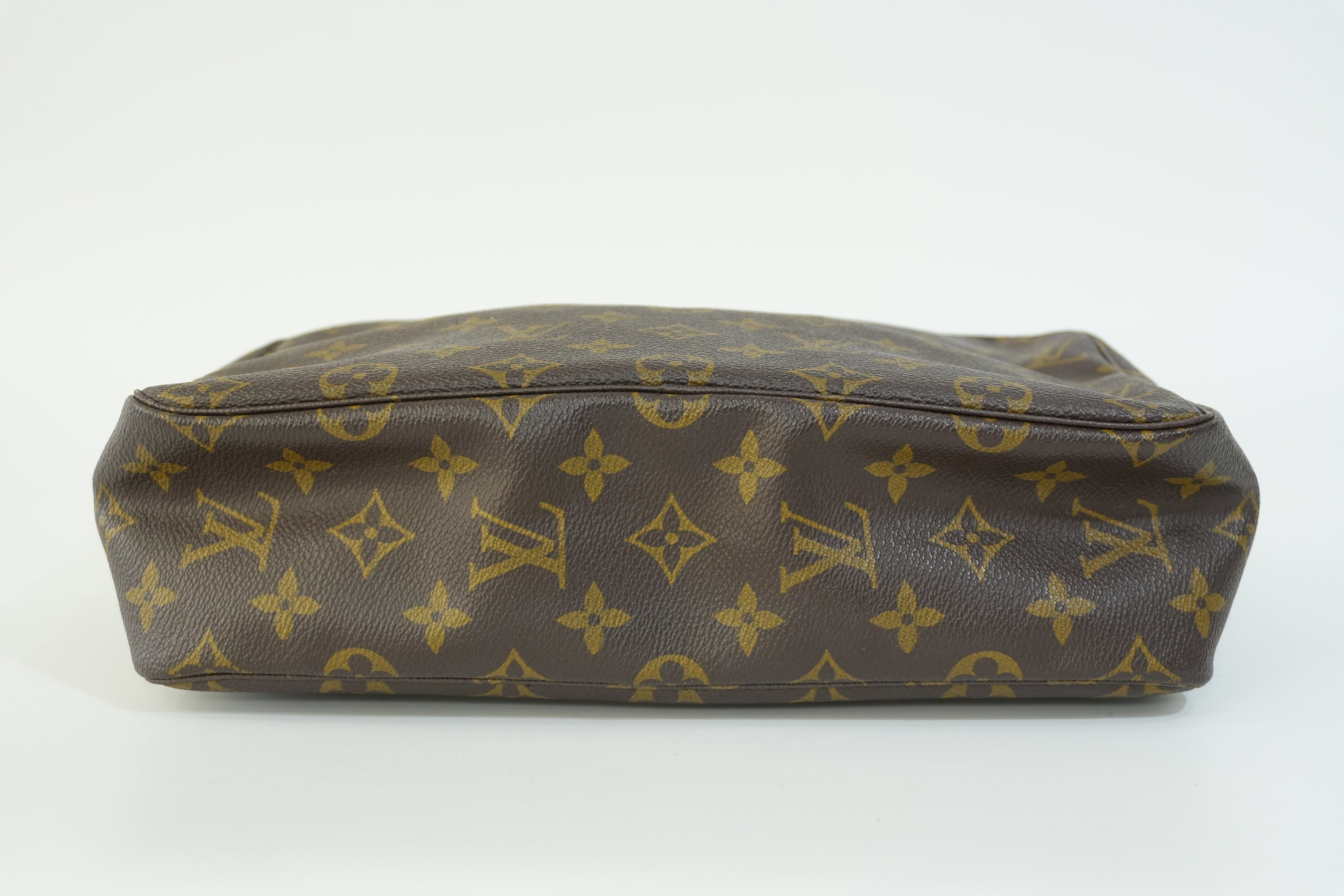 Pre-owned Louis Vuitton Monogram Trousse 28 Pouch