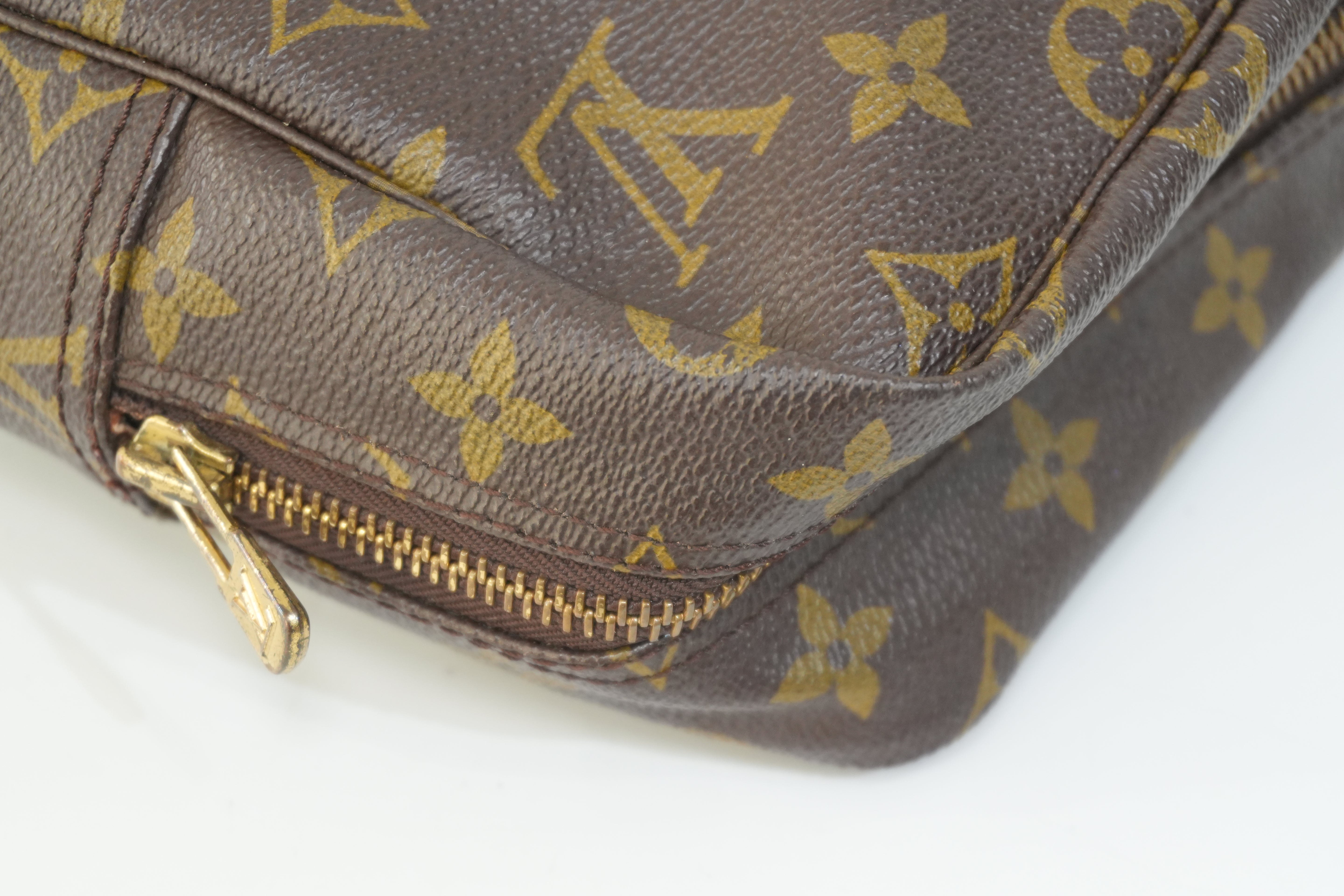 Pre-owned Louis Vuitton Monogram Trousse 28 Pouch