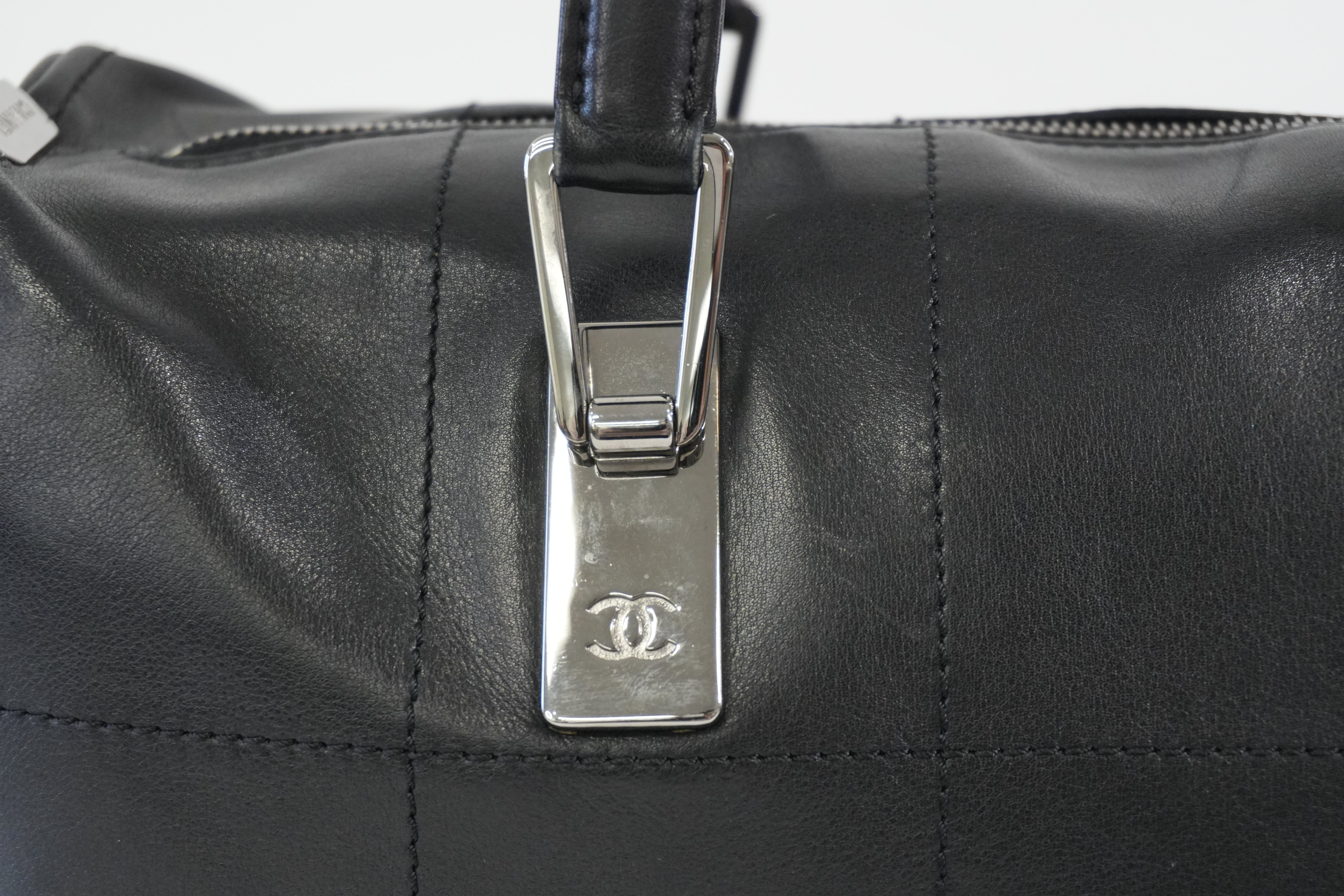 Pre-owned Chanel Chocolate Bar Handbag Black