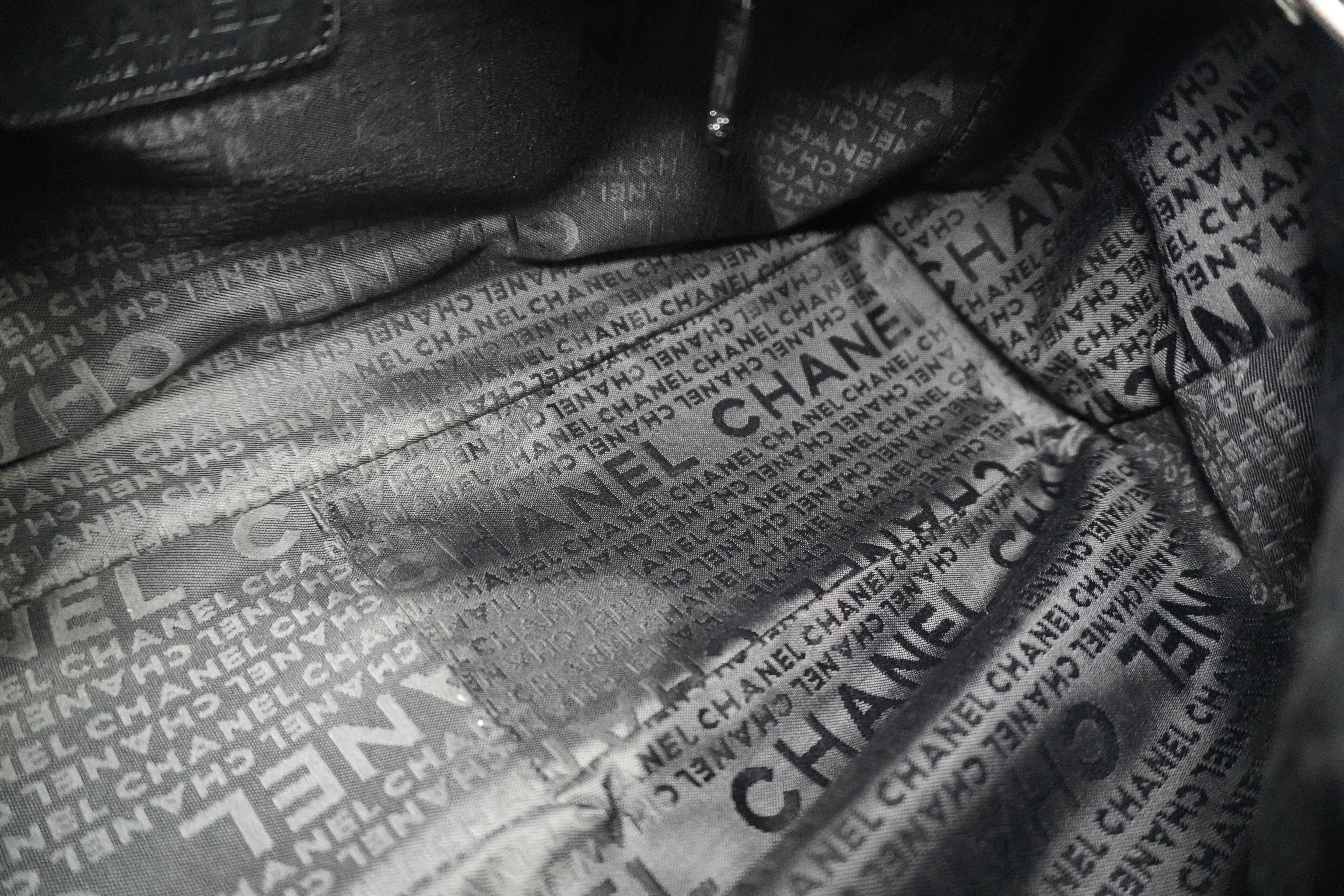 Pre-owned Chanel Chocolate Bar Handbag Black