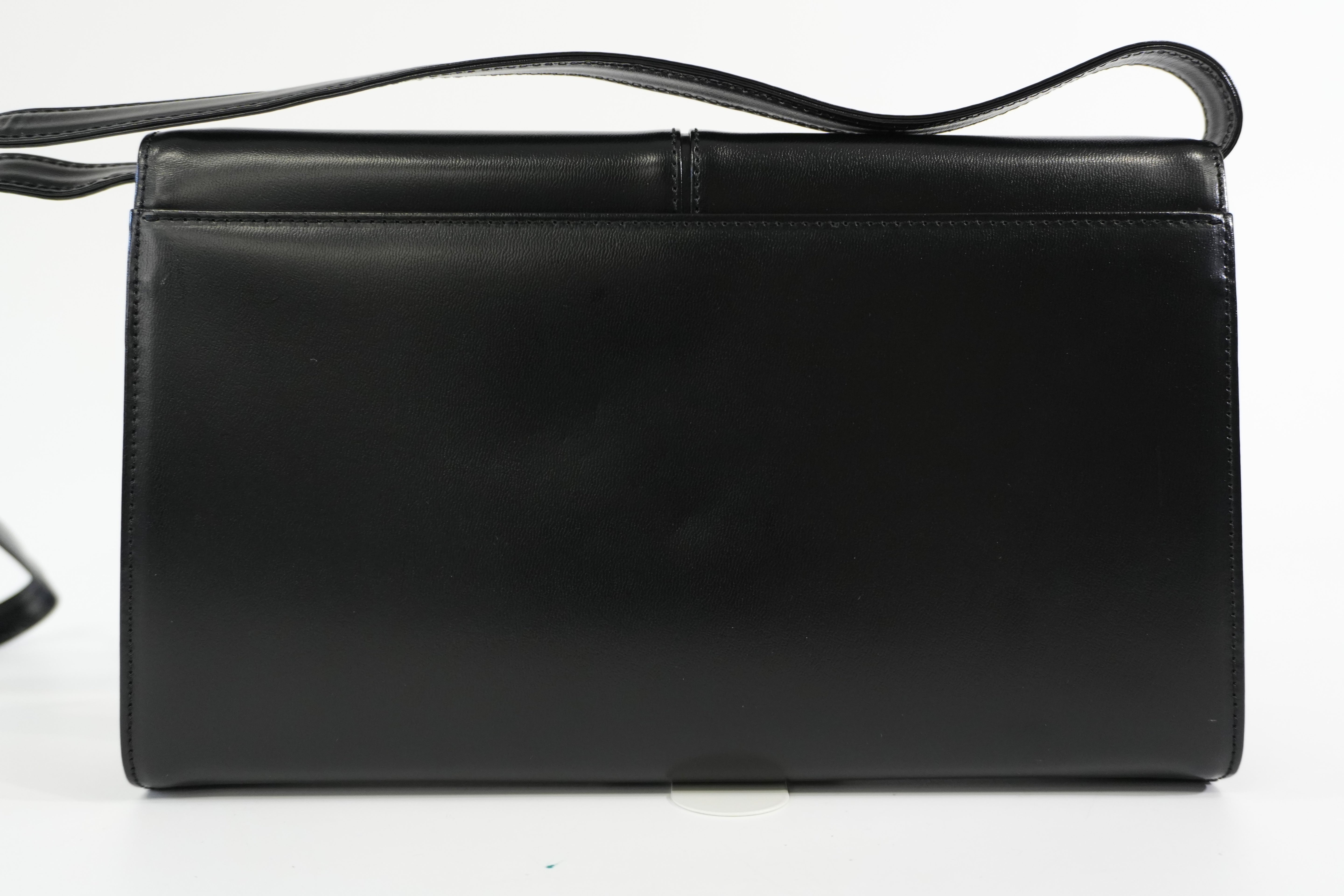 Pre-owned Saint Laurent Shoulder Bag Black