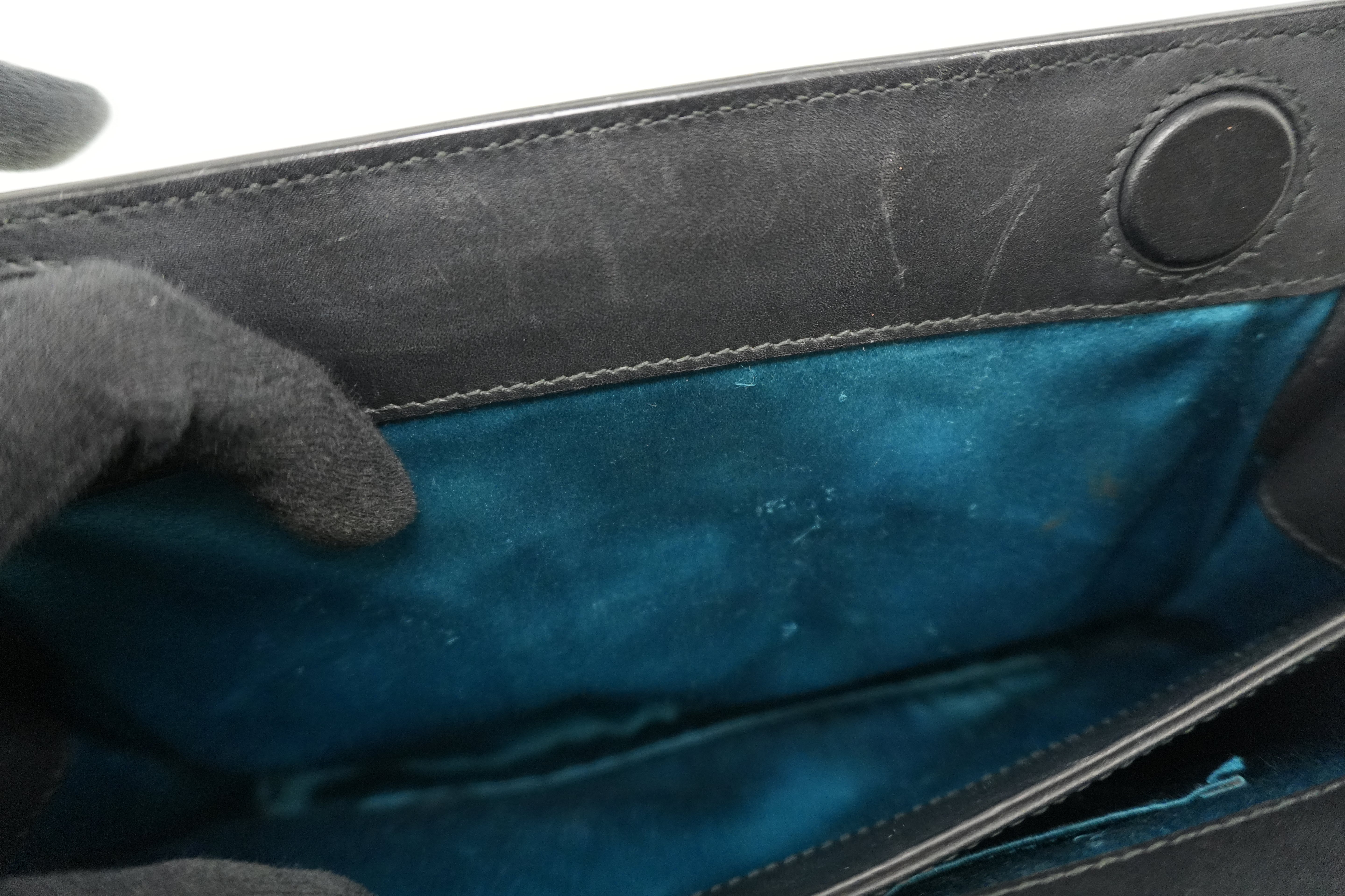 Gucci Suede Leather Chain Shoulder Bag Black Used