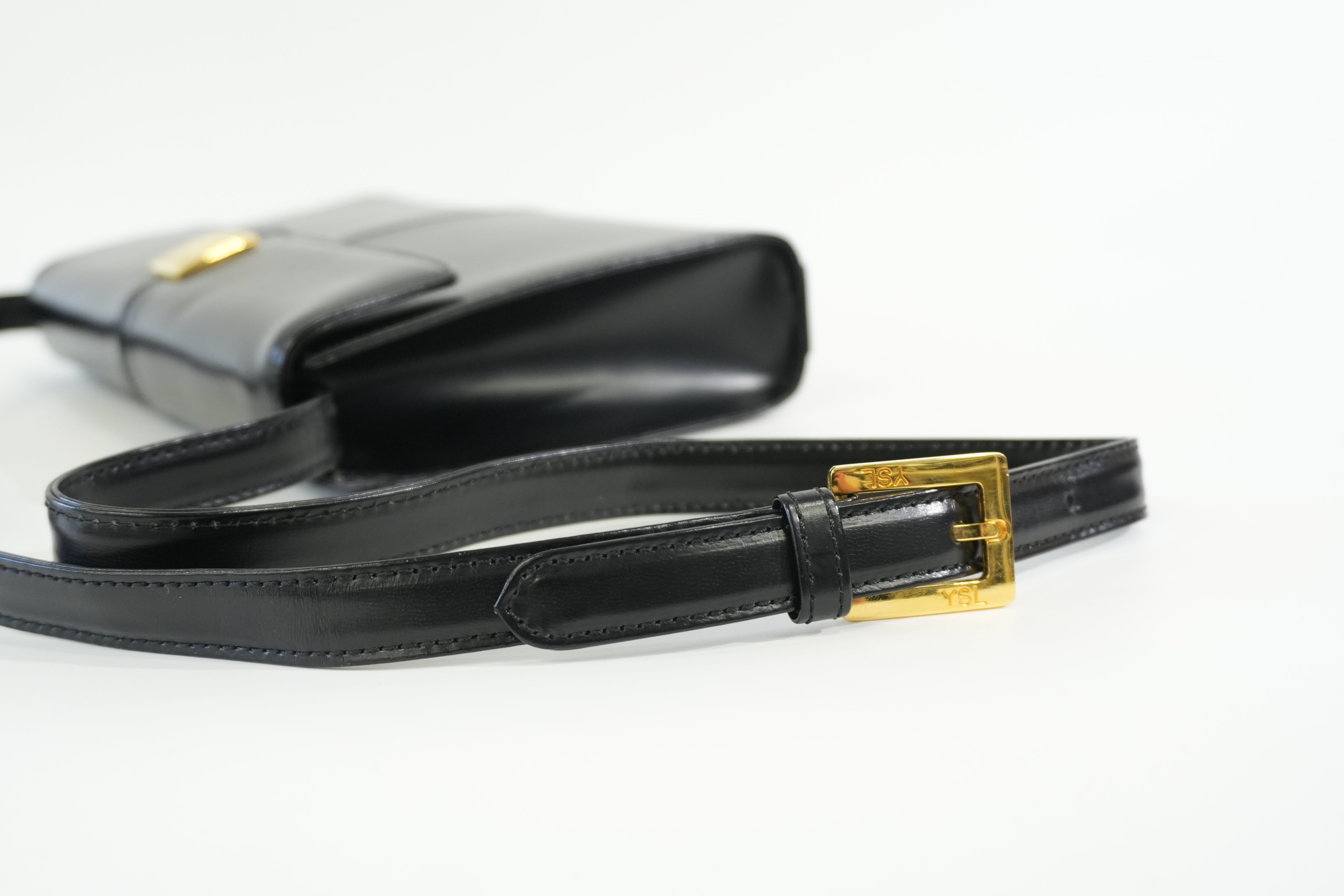 Pre-owned Saint Laurent Shoulder Bag Black