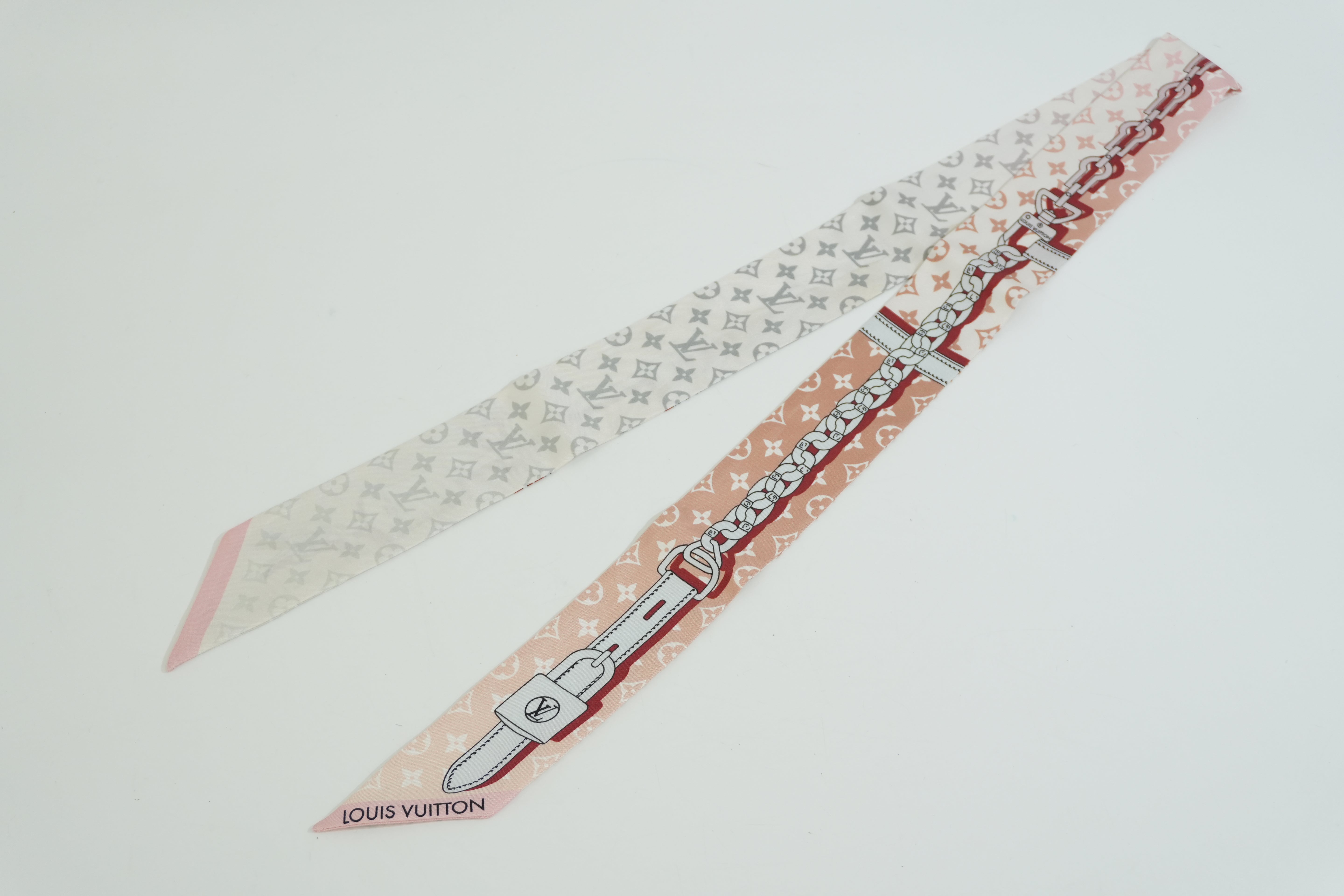 Pre-owned Louis Vuitton Twilly Beige