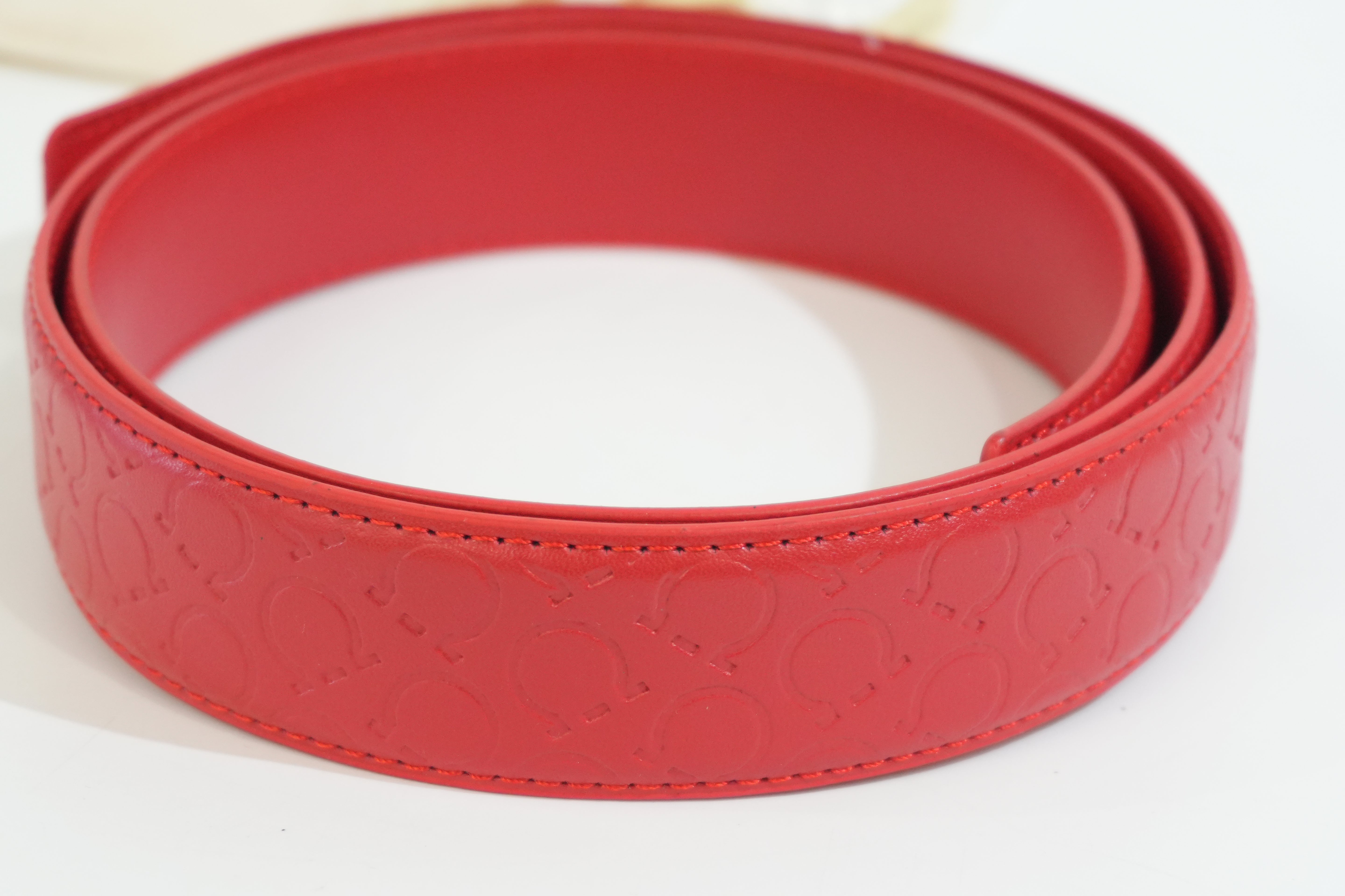 Pre-owned Ferragamo Belt Red