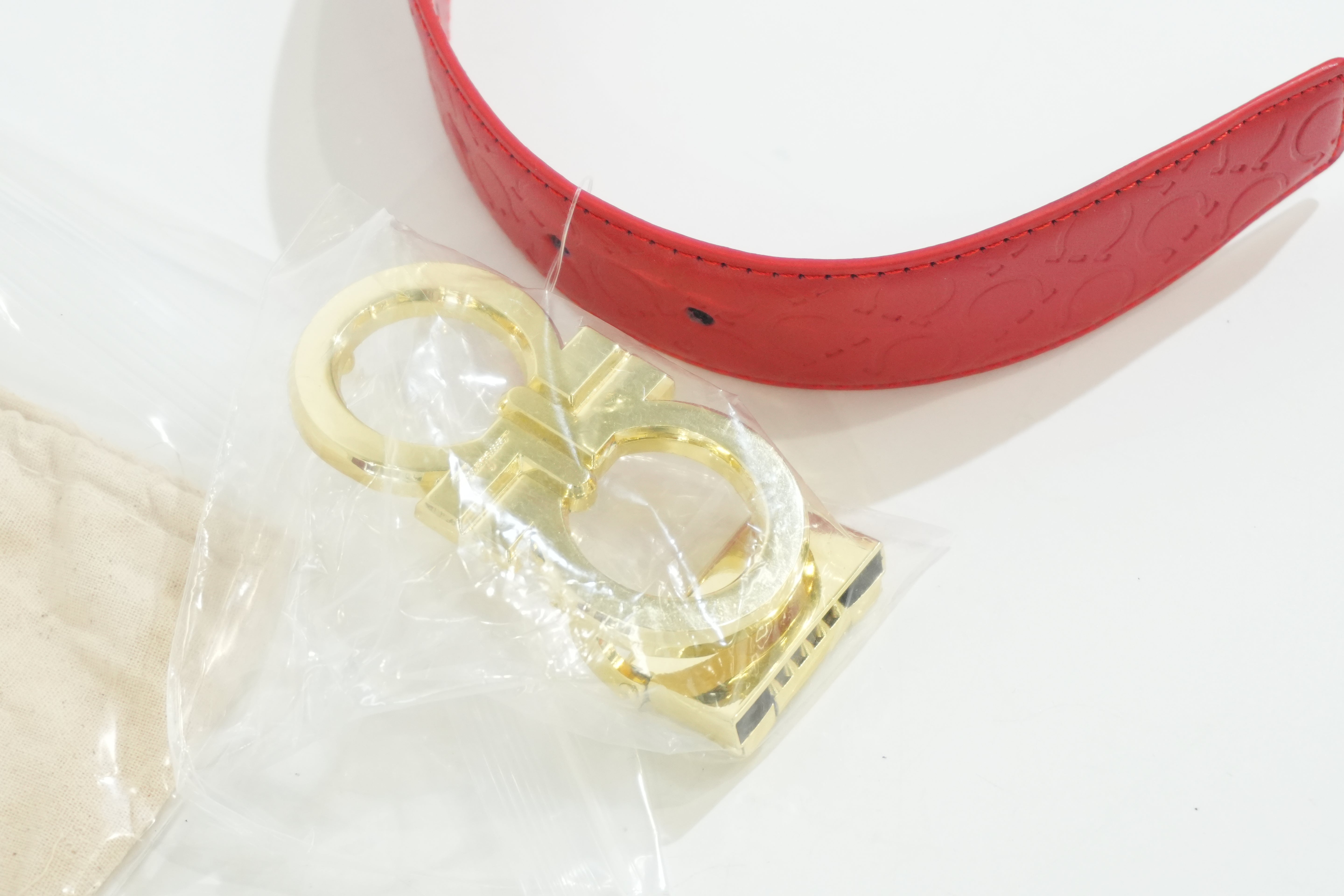 Pre-owned Ferragamo Belt Red