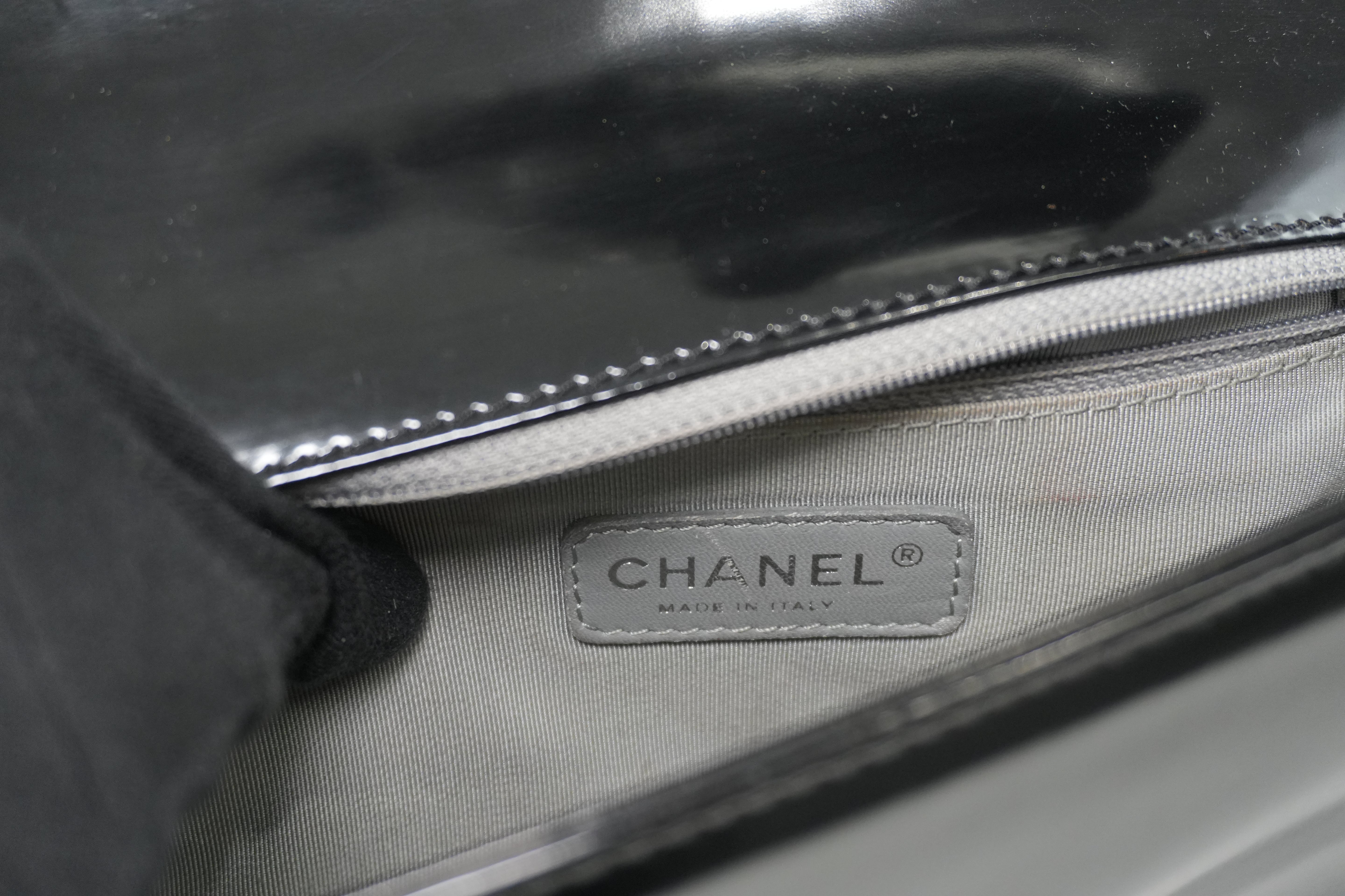 Chanel Shiny Calf Skin Boy Shoulder Bag Black Used