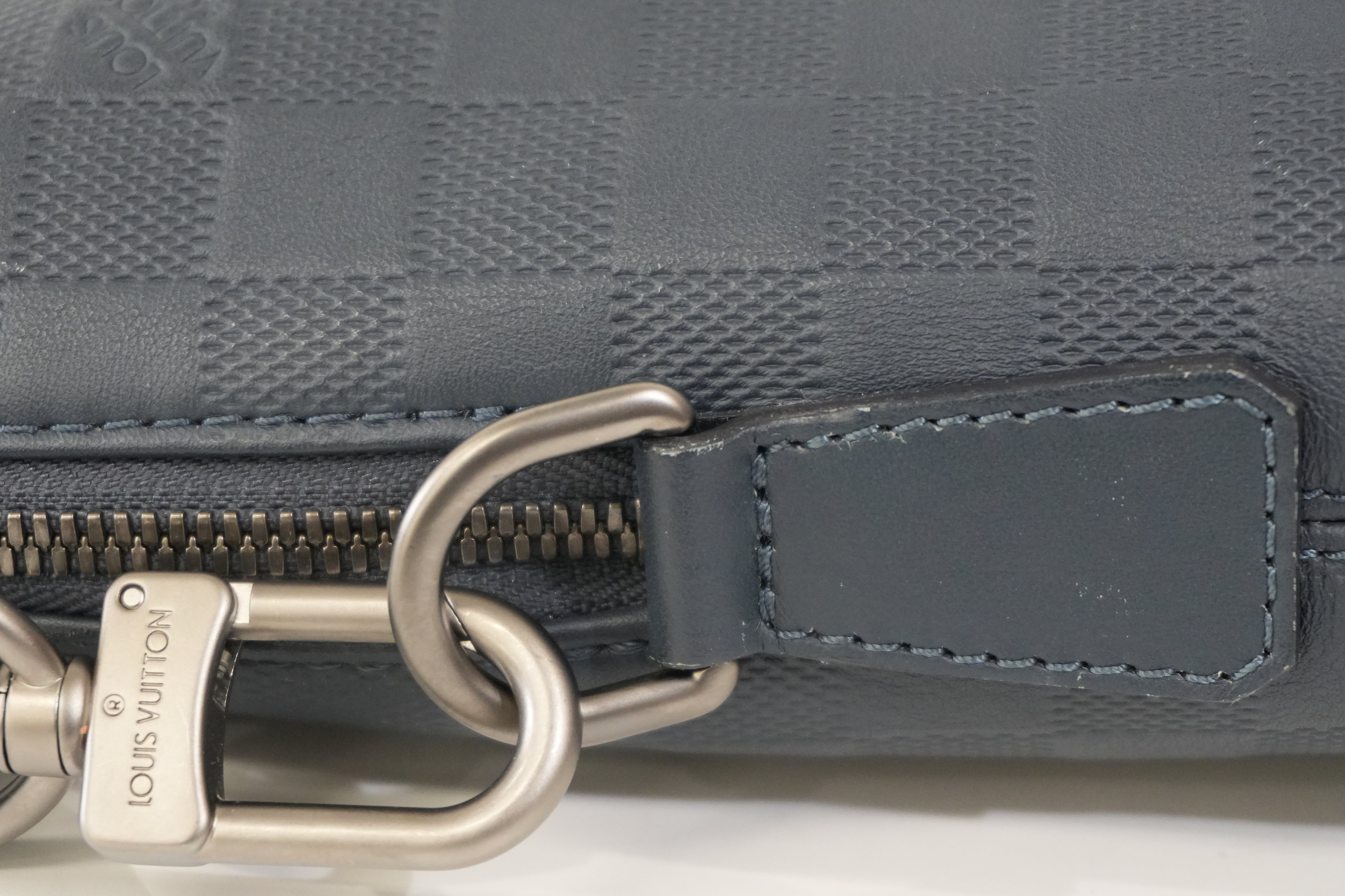 Pre-Owned Louis Vuitton Porte Documents Jour Two-Way Briefcase Bag Blue