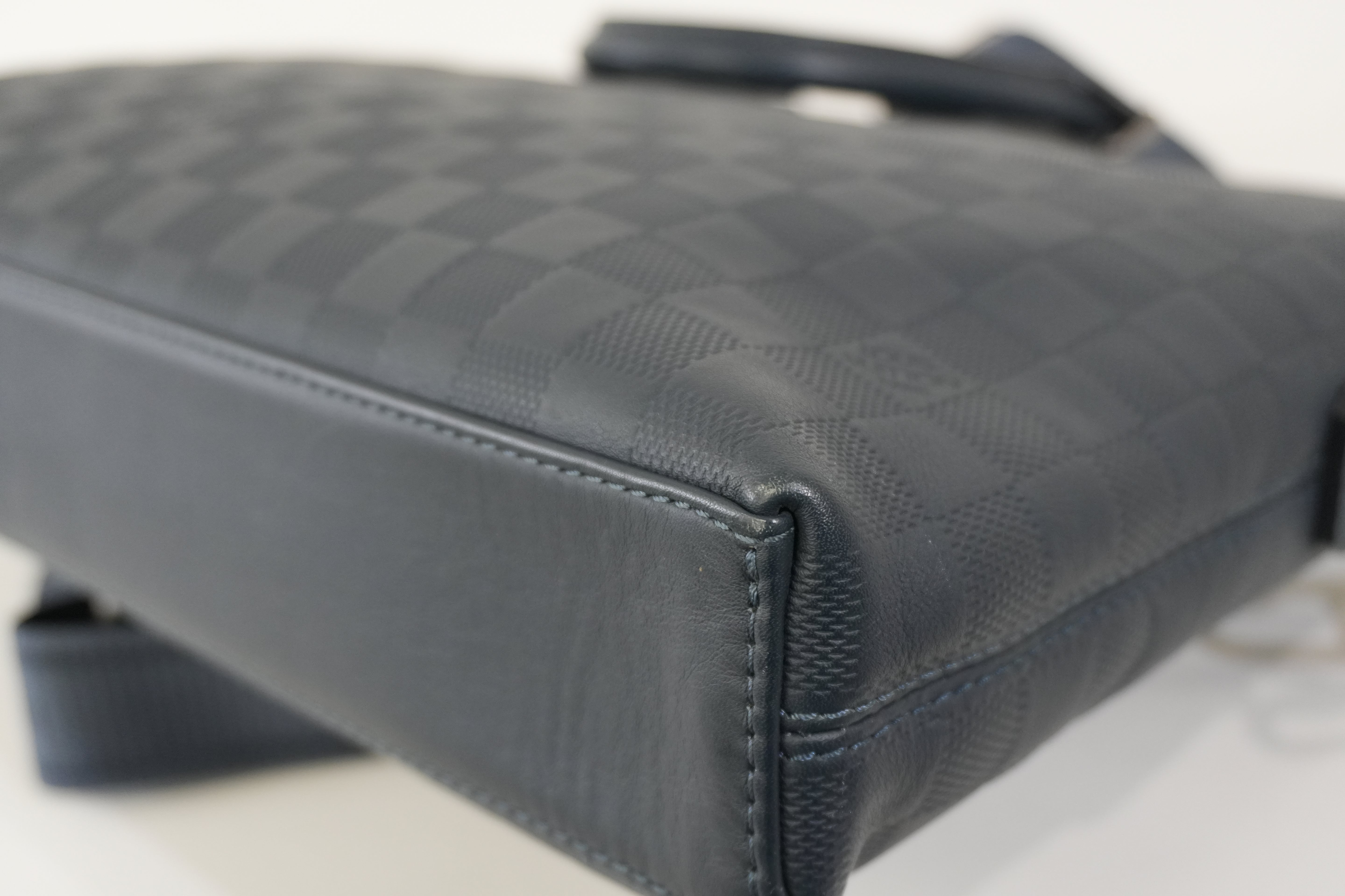 Pre-Owned Louis Vuitton Porte Documents Jour Two-Way Briefcase Bag Blue