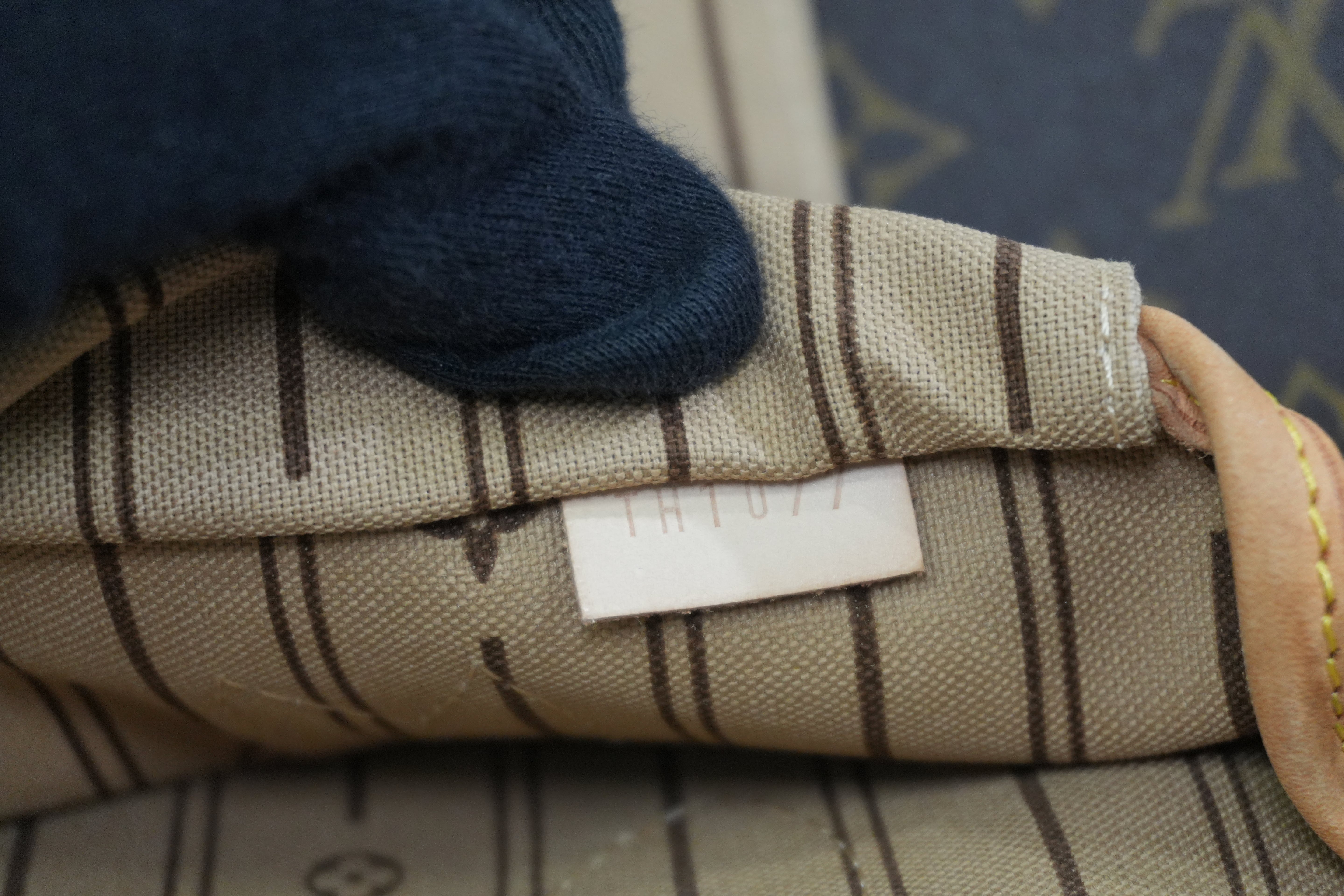 Pre-owned Louis Vuitton Monogram Neverfull GM Tote Bag