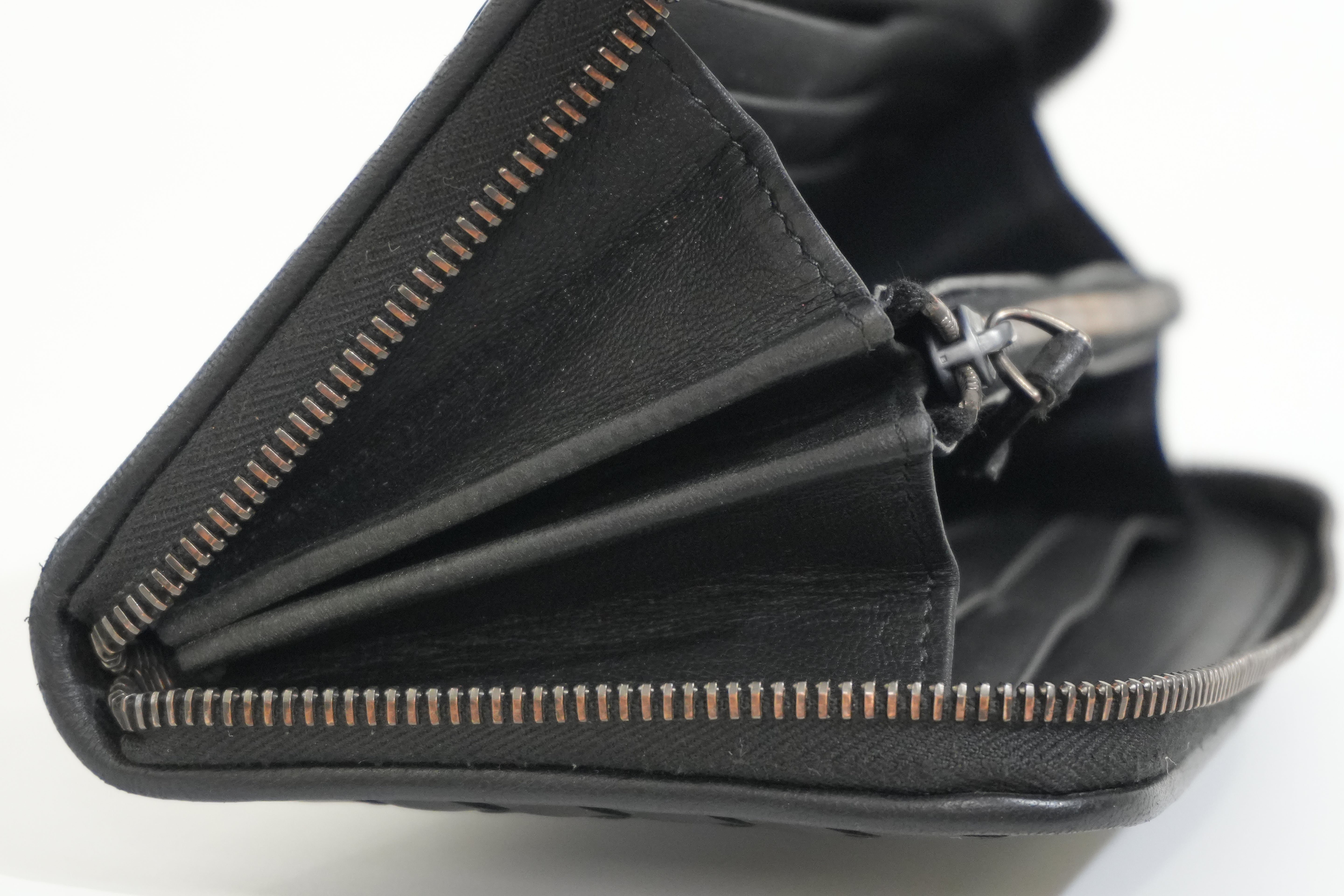 Pre-owned Bottega Zippy Long Wallet Black