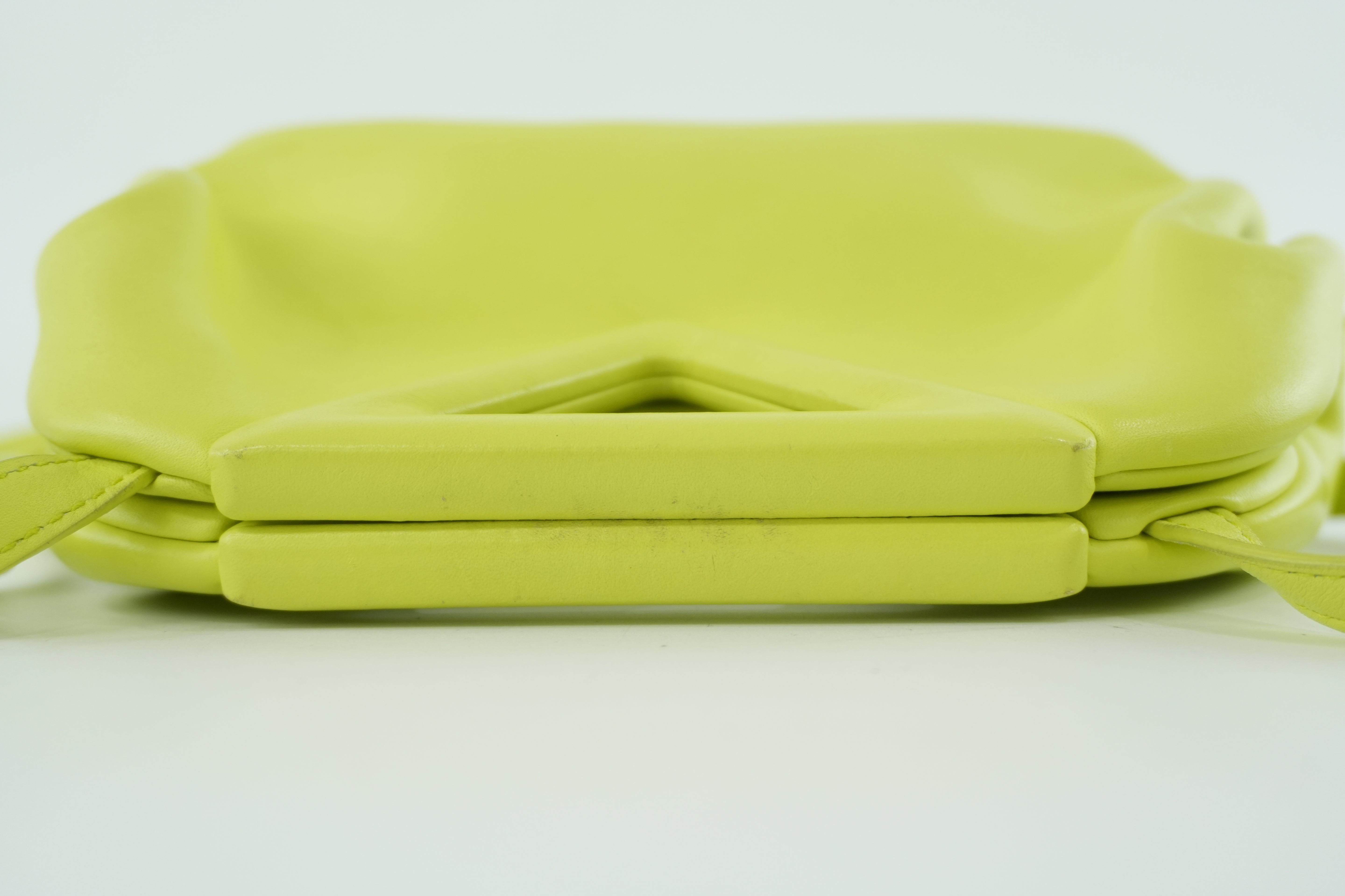 Pre-owned Bottega Leather Magnetic Shoulder Bag Light Green Used