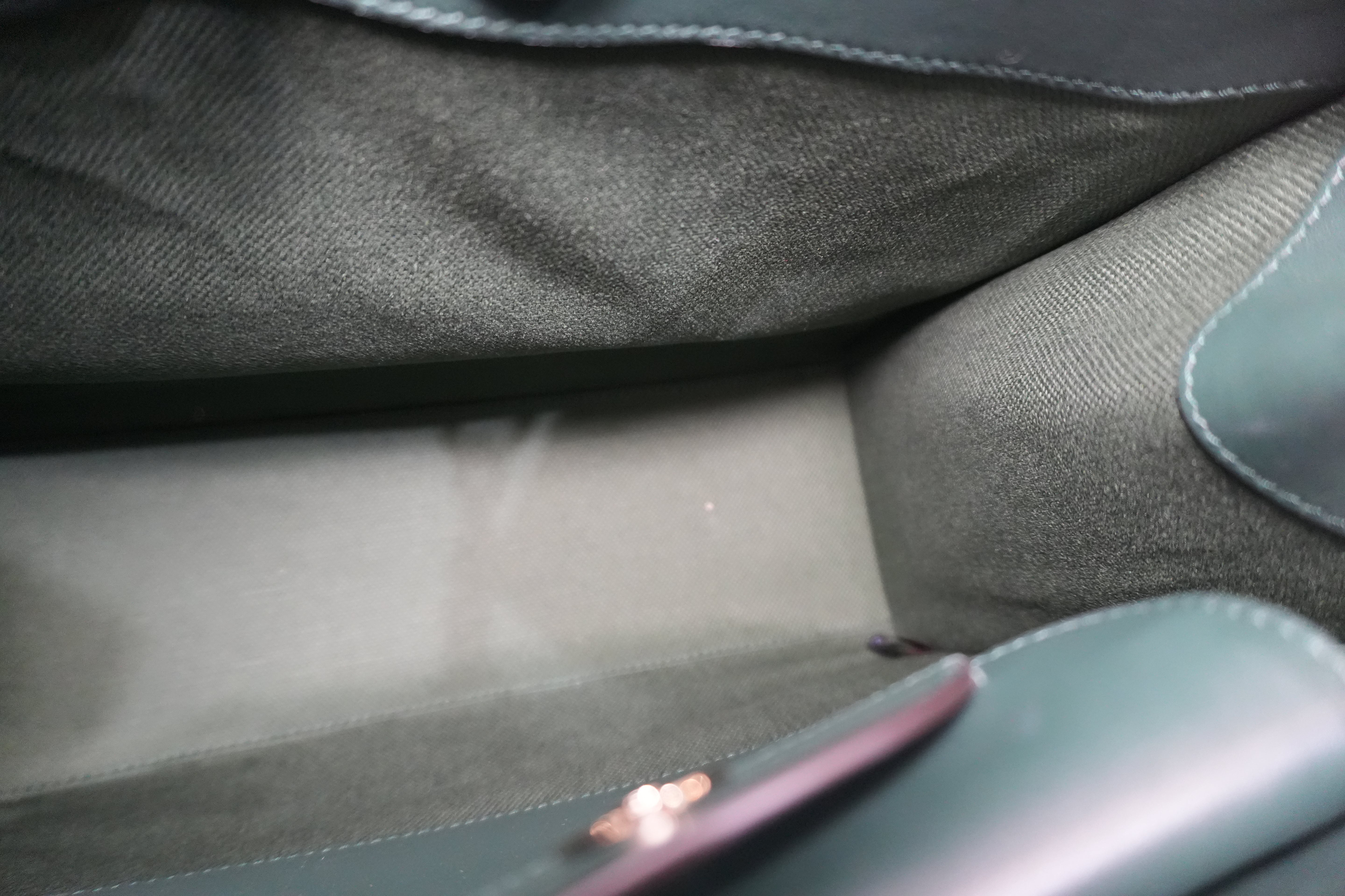 Pre-Owned Gucci Two-Way Diana Medium Shoulder Bag Green