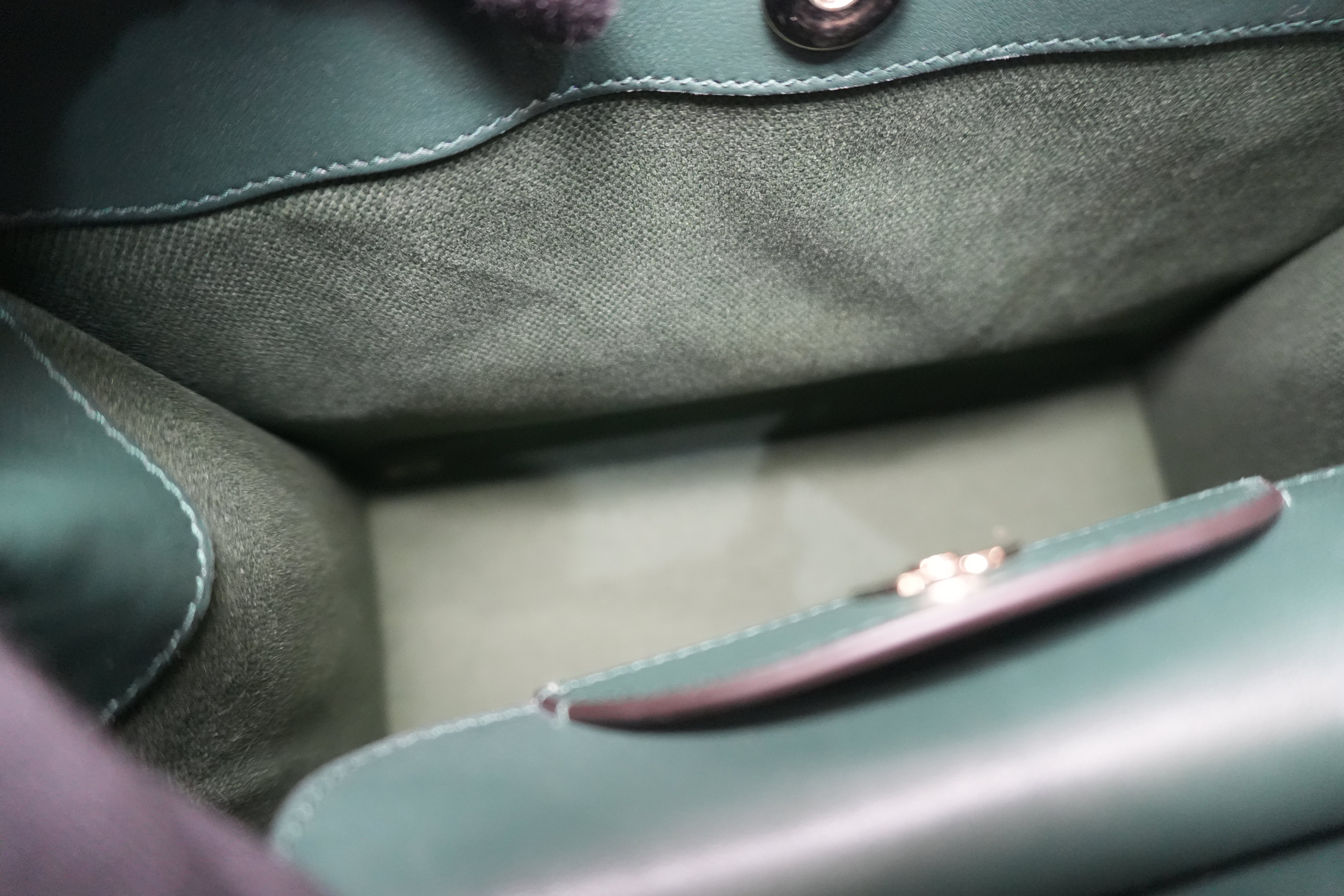 Pre-Owned Gucci Two-Way Diana Medium Shoulder Bag Green