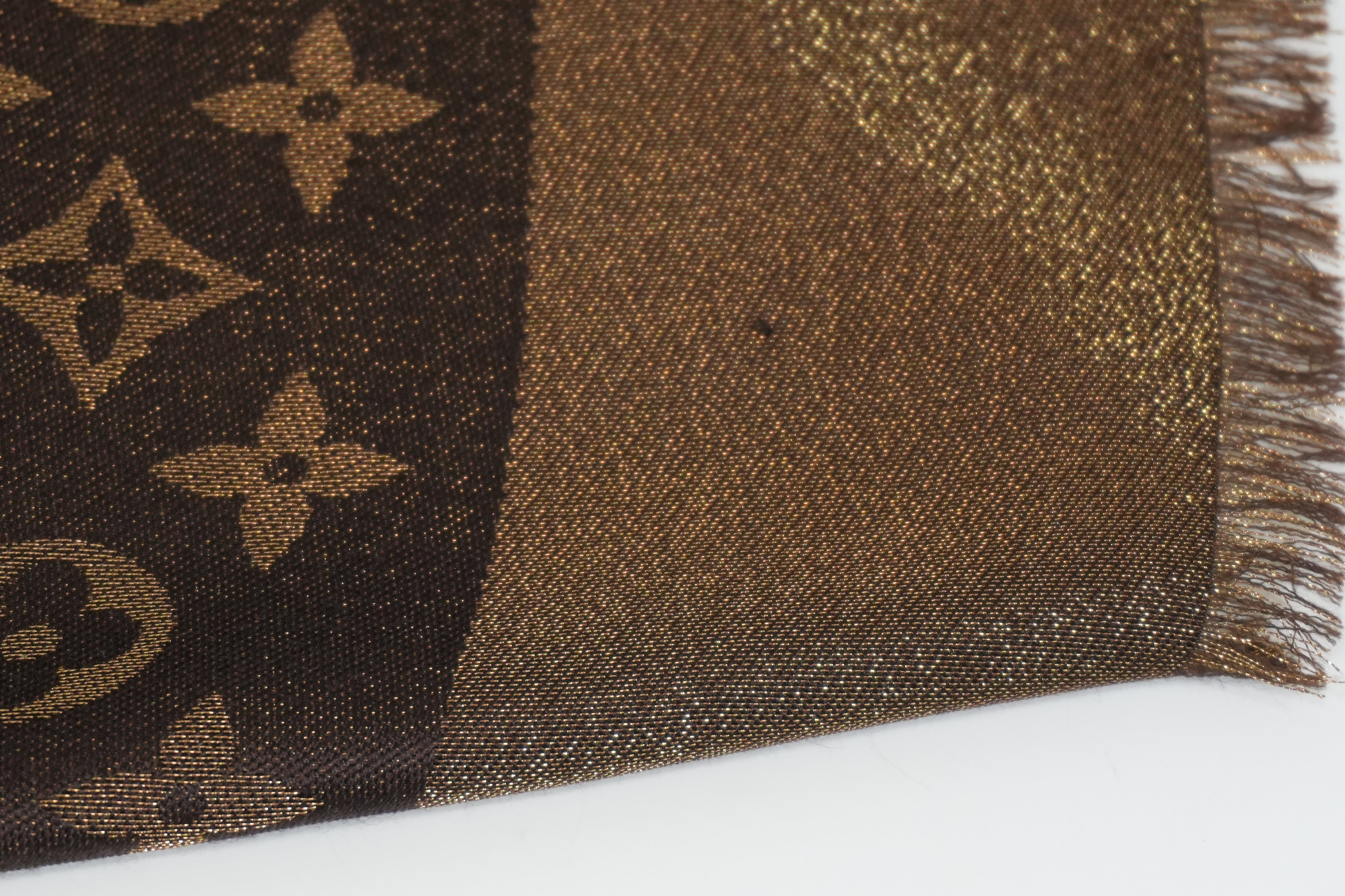 Pre-owned Louis Vuitton Monogram Scarf Brown