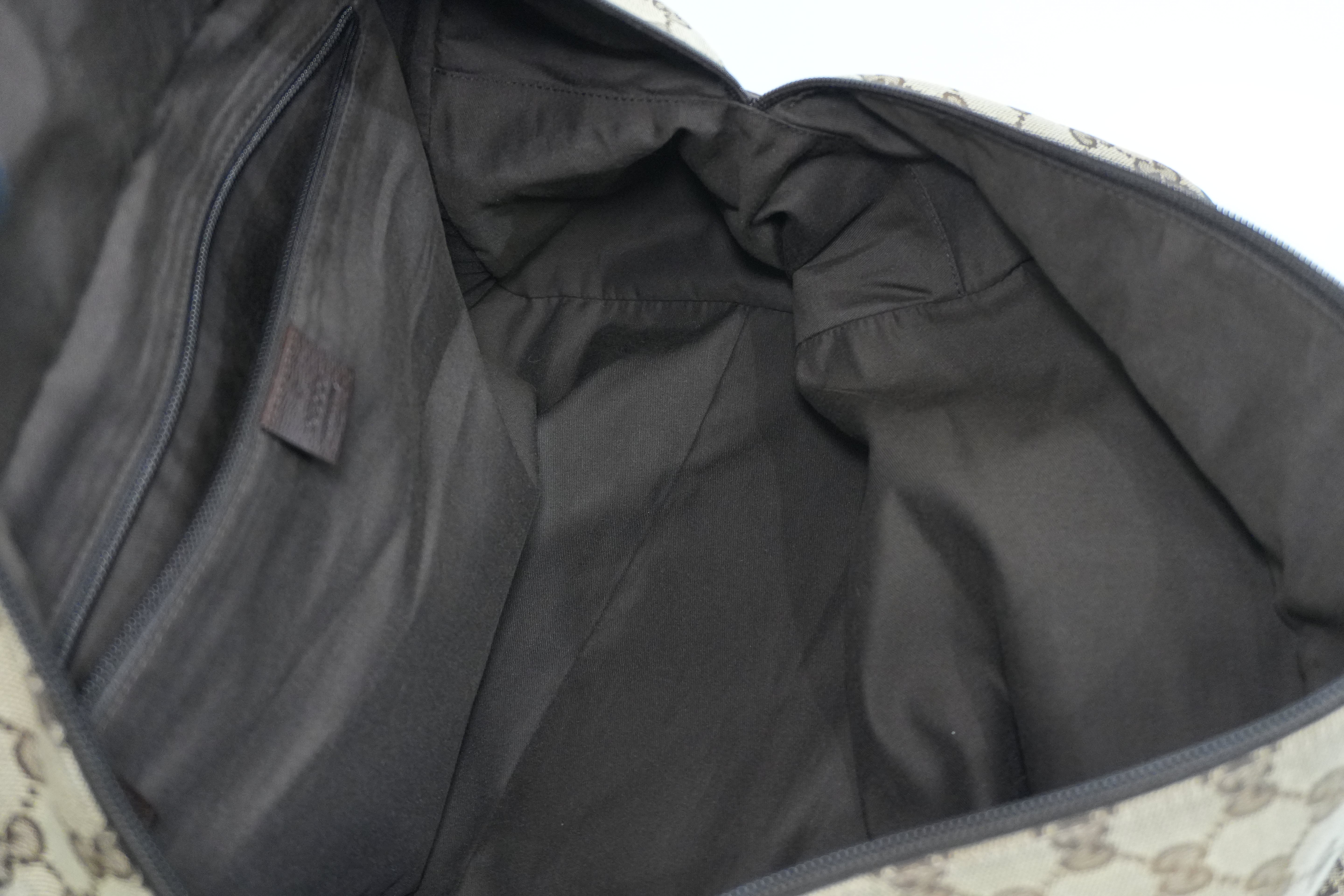Pre-Owned Gucci Fabric Canvas Web Sherryline Duffle Bag Brown