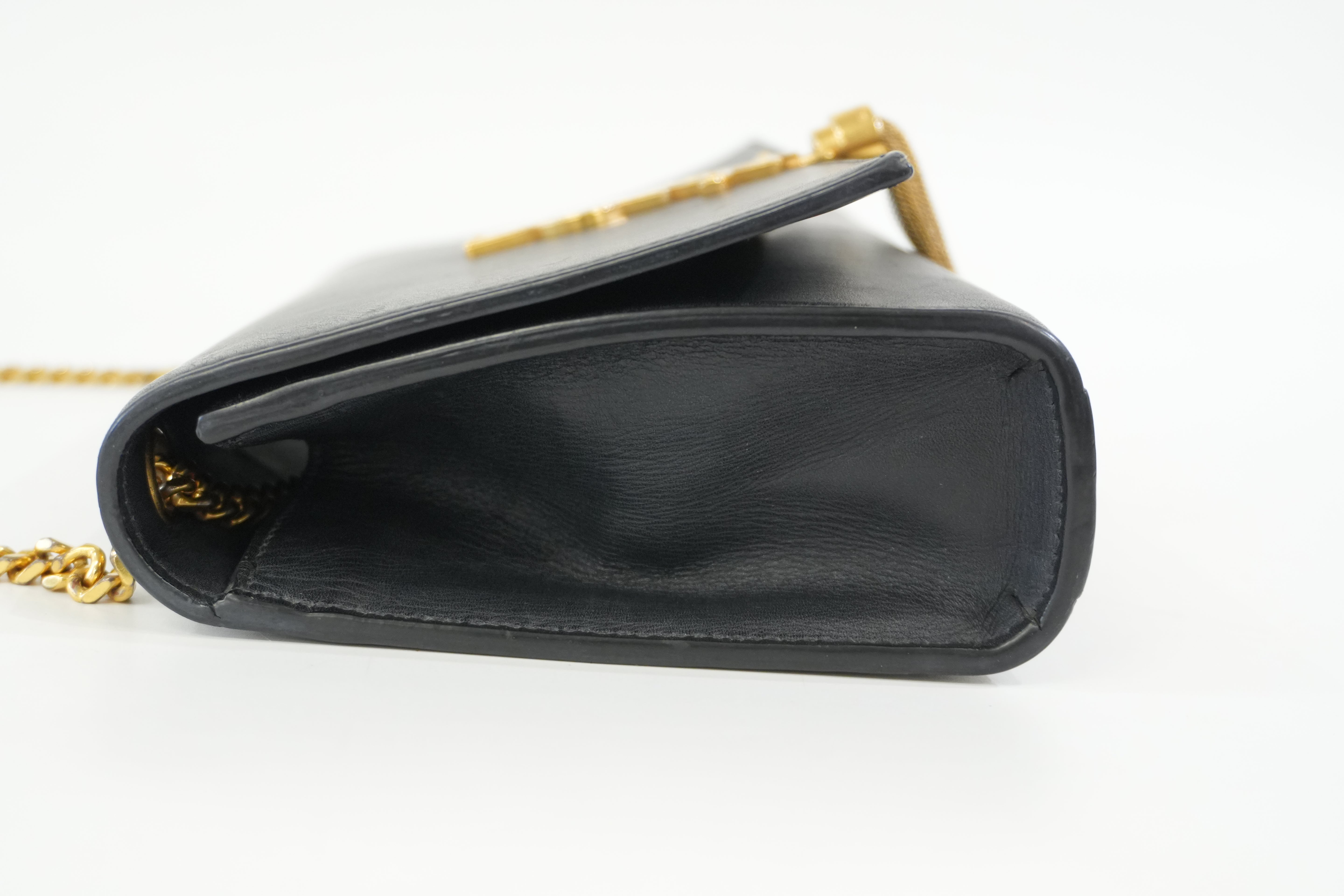 Pre-Owned Yves Saint Laurent Chain Crossbody Bag Black