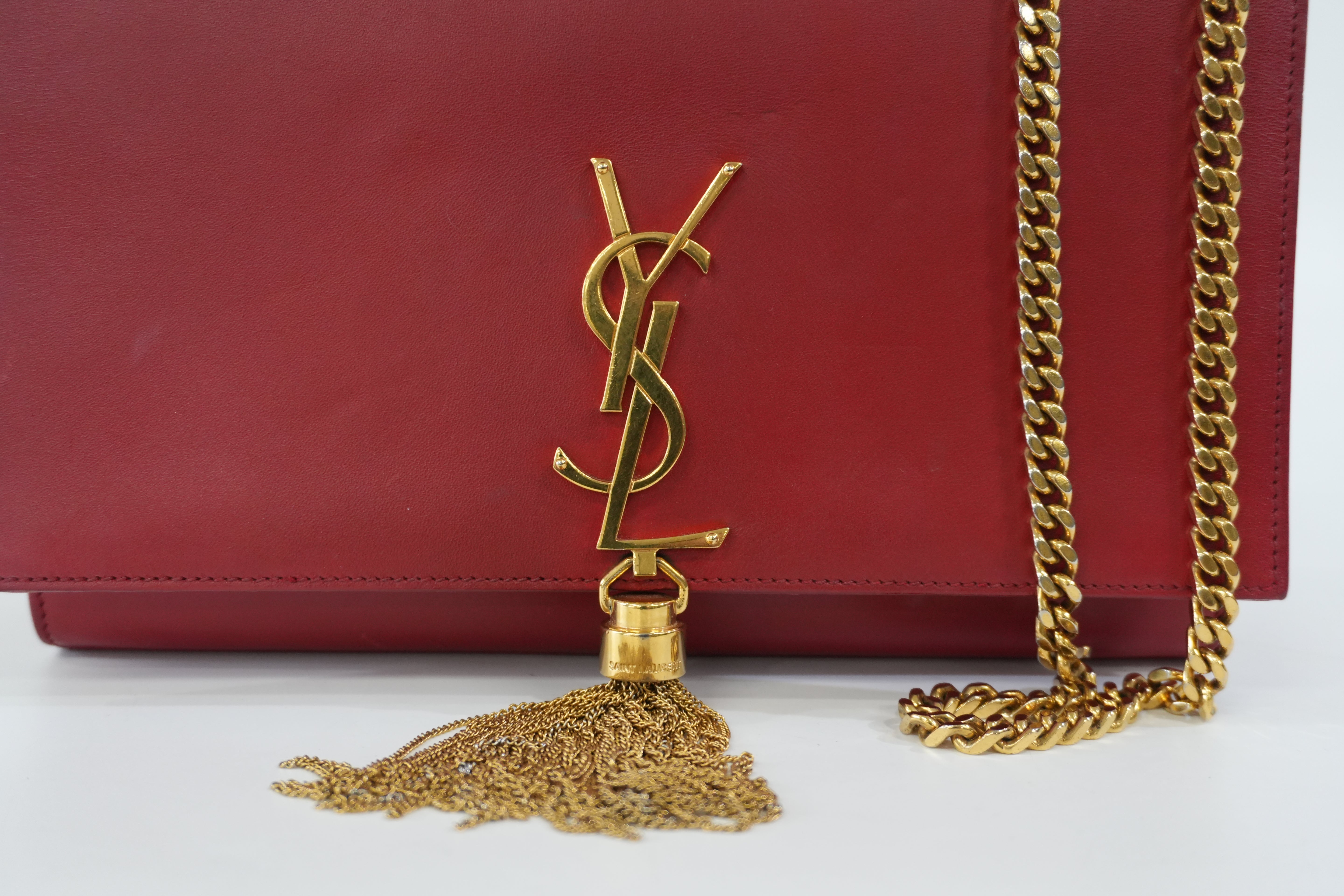 Pre-Owned Yves Saint Laurent Chain Shoulder Bag Red