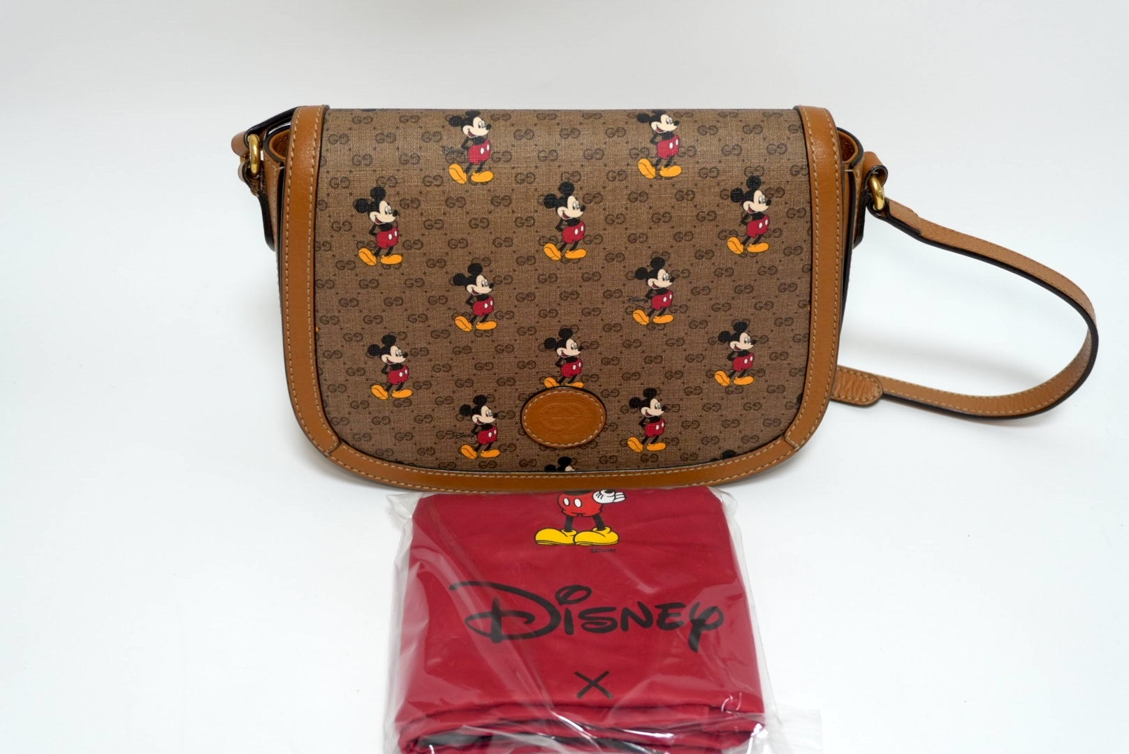 Gucci Disney Mickey Shoulder Bag Used