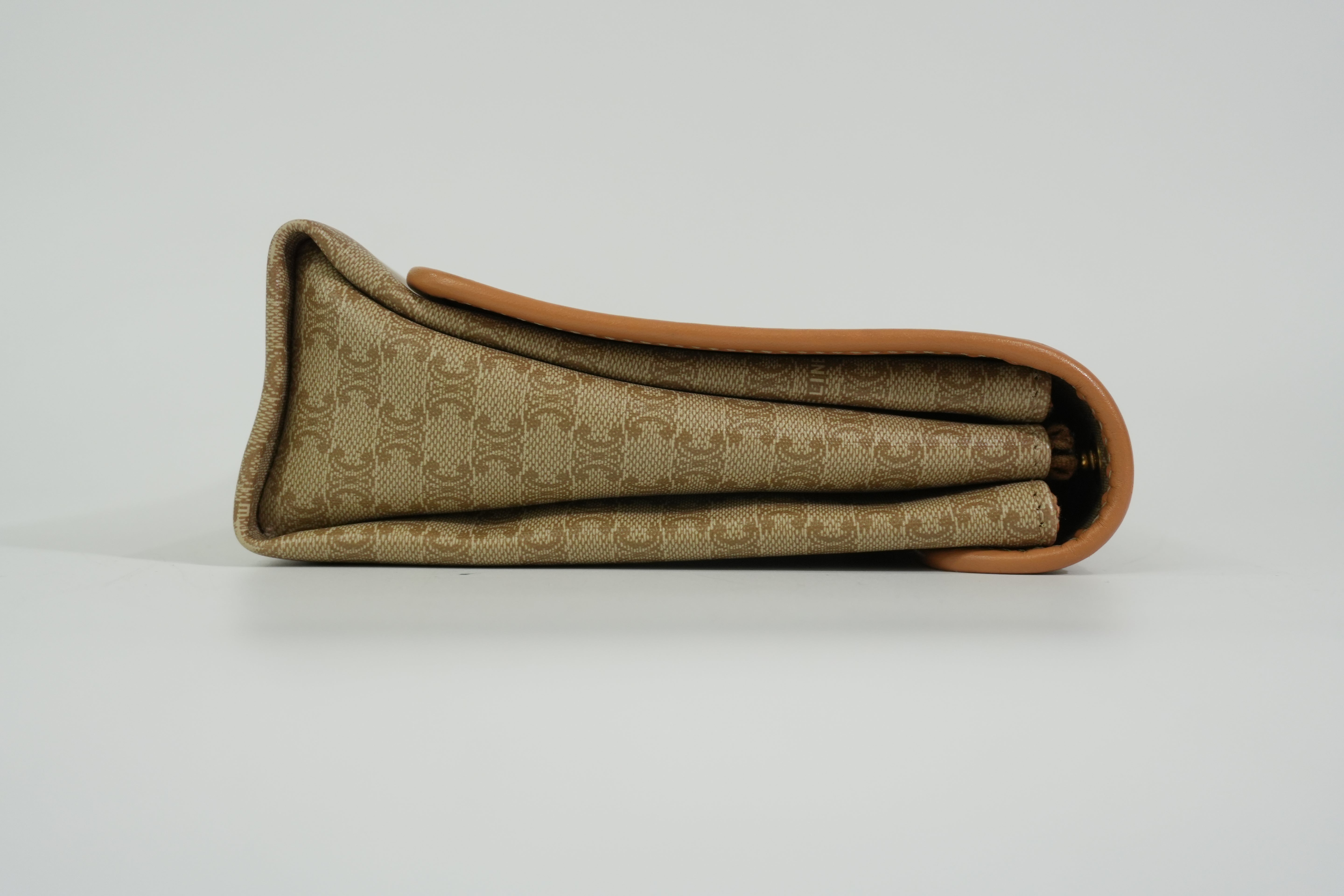 Pre-owned Celine Pouch Brown