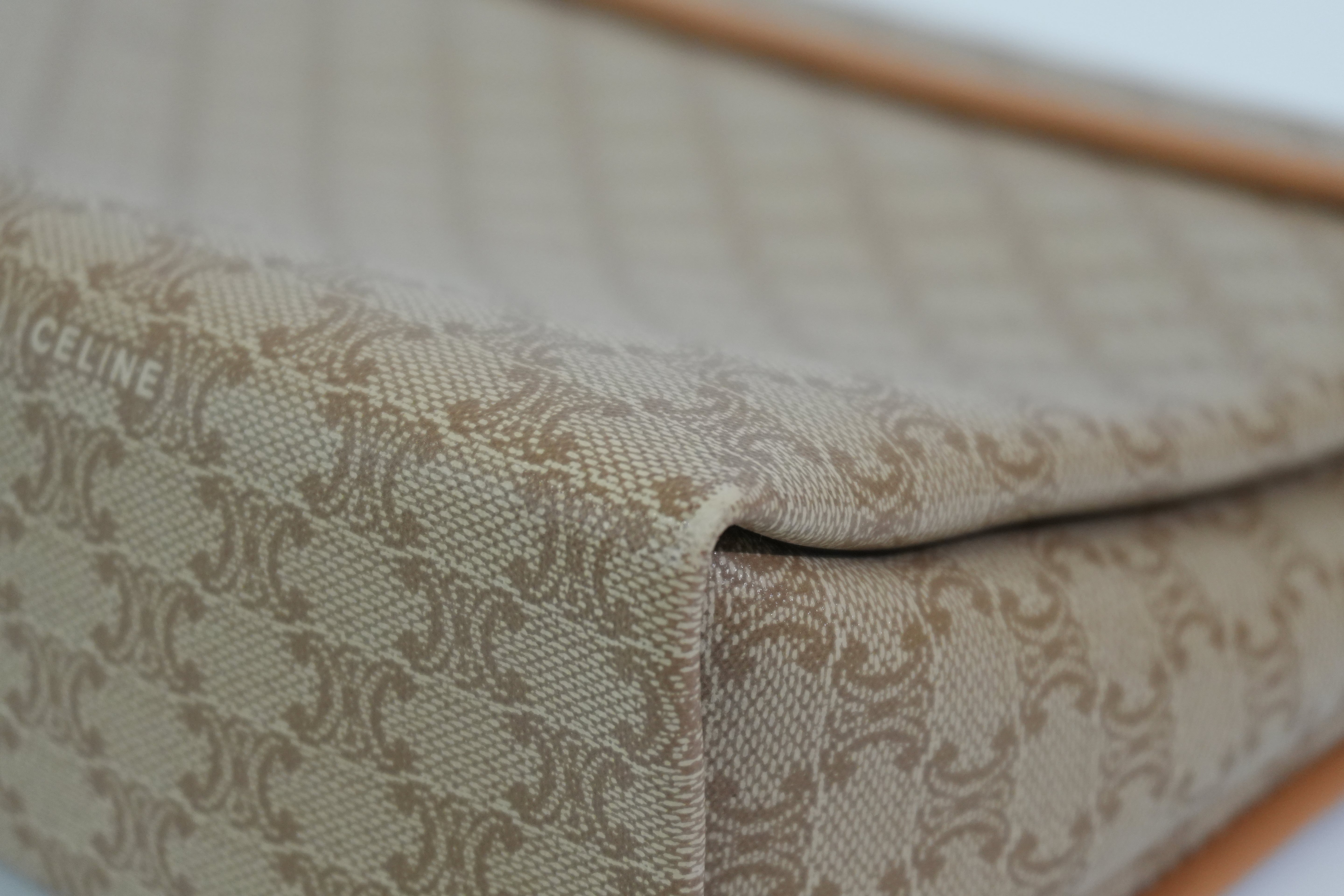 Pre-owned Celine Pouch Brown