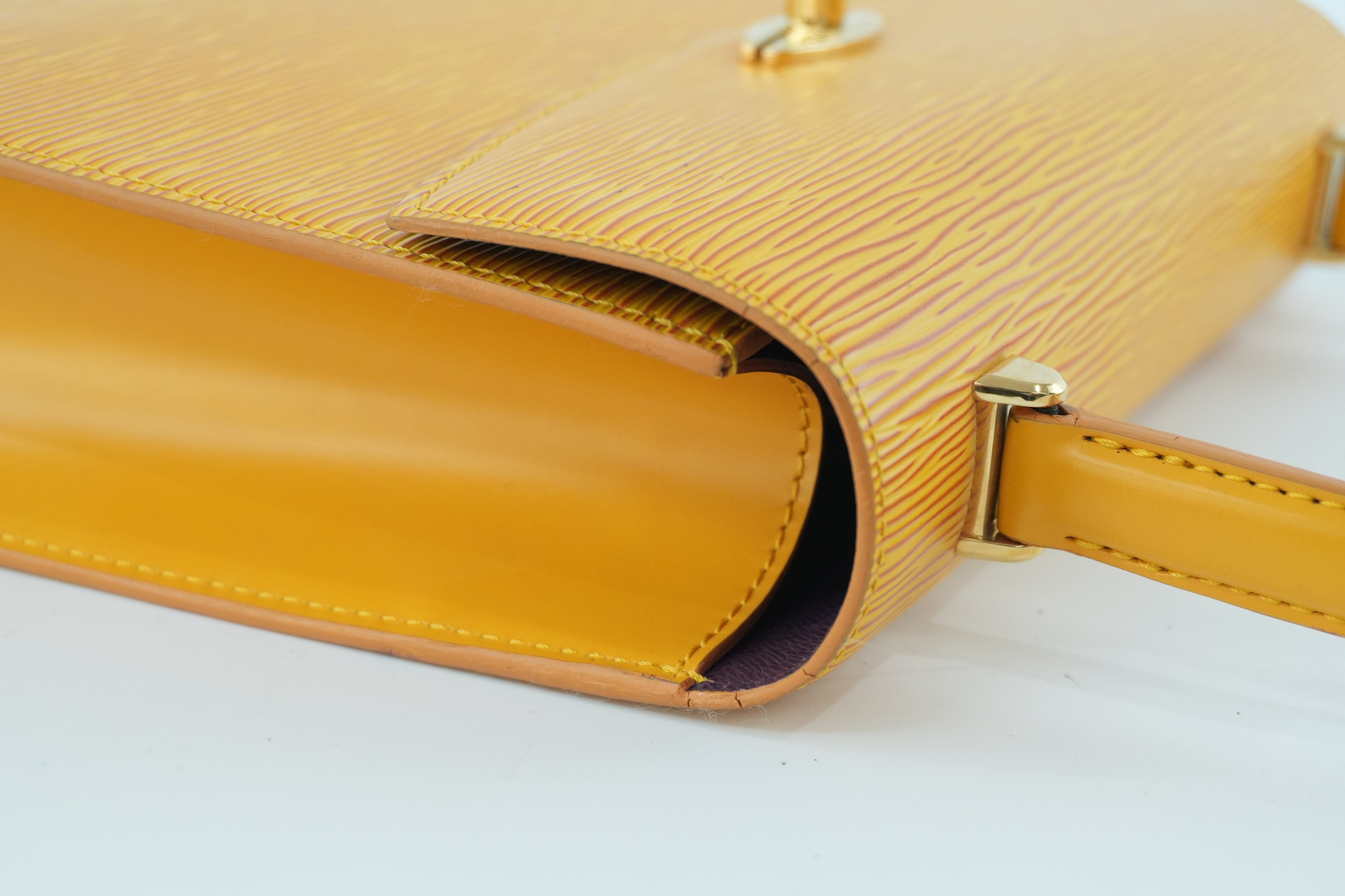 Pre-owned Louis Vuitton Epi Malesherbe Handbag Yellow