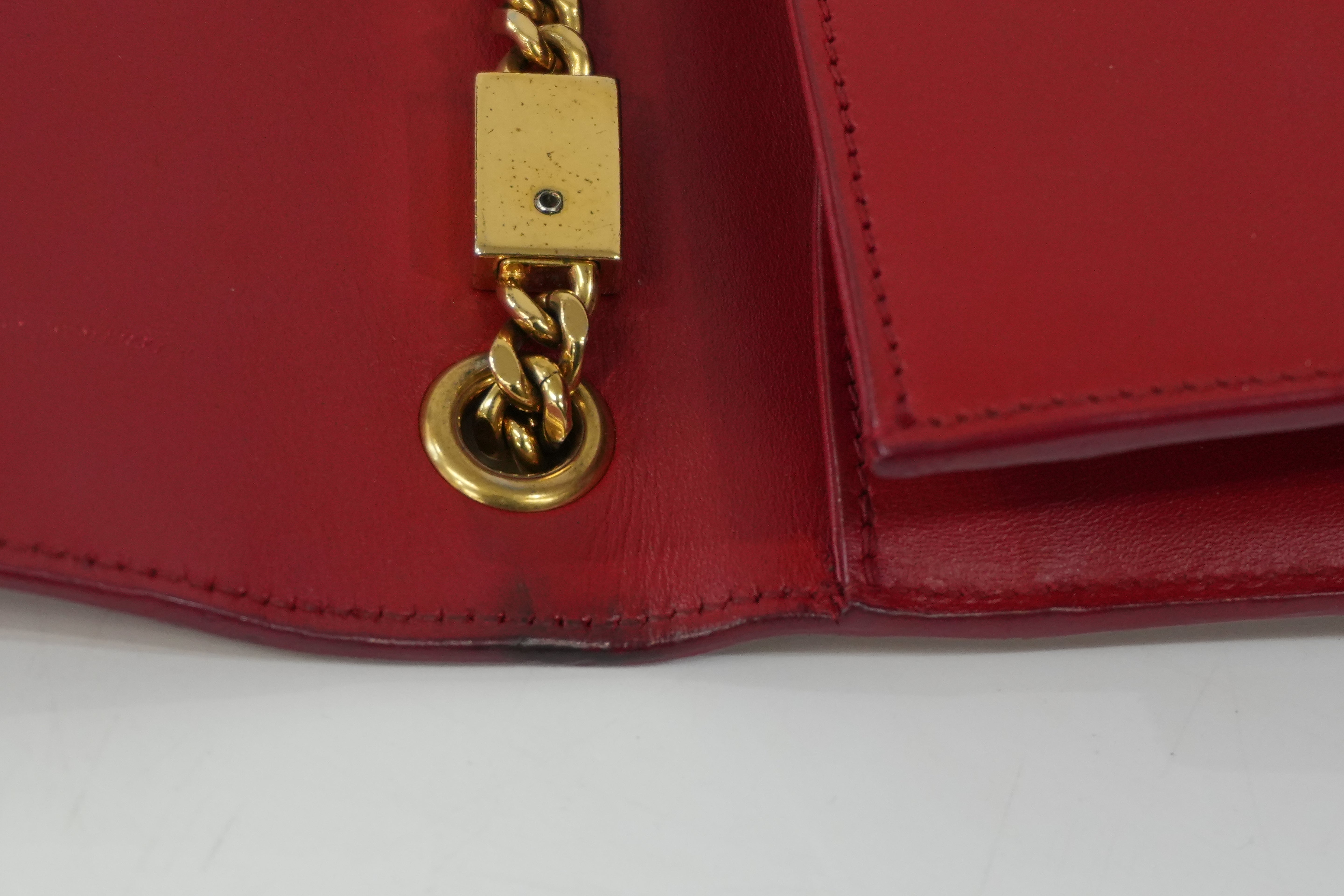 Pre-Owned Yves Saint Laurent Chain Shoulder Bag Red