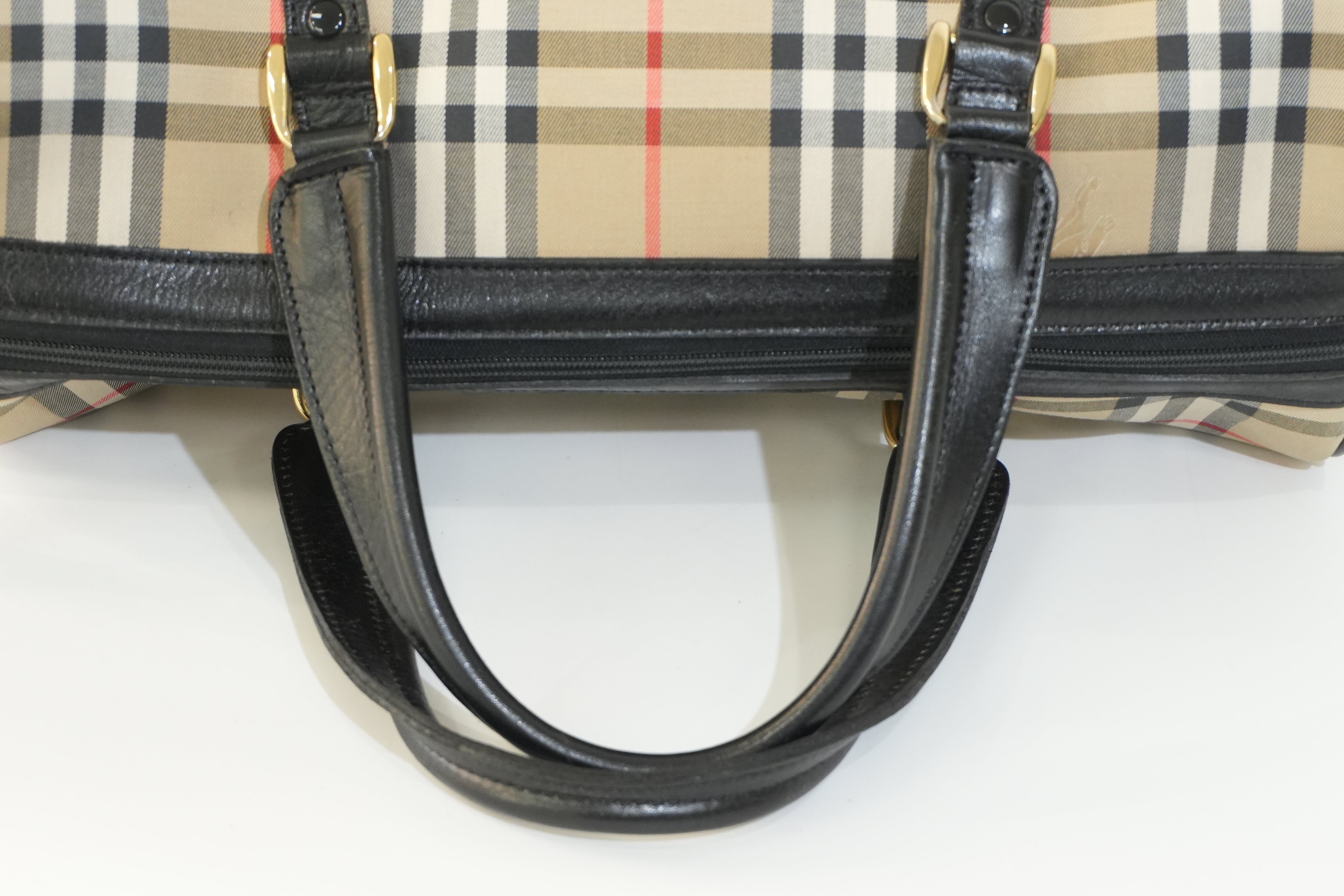 Pre-owned Burberry Duffle Travel Bag