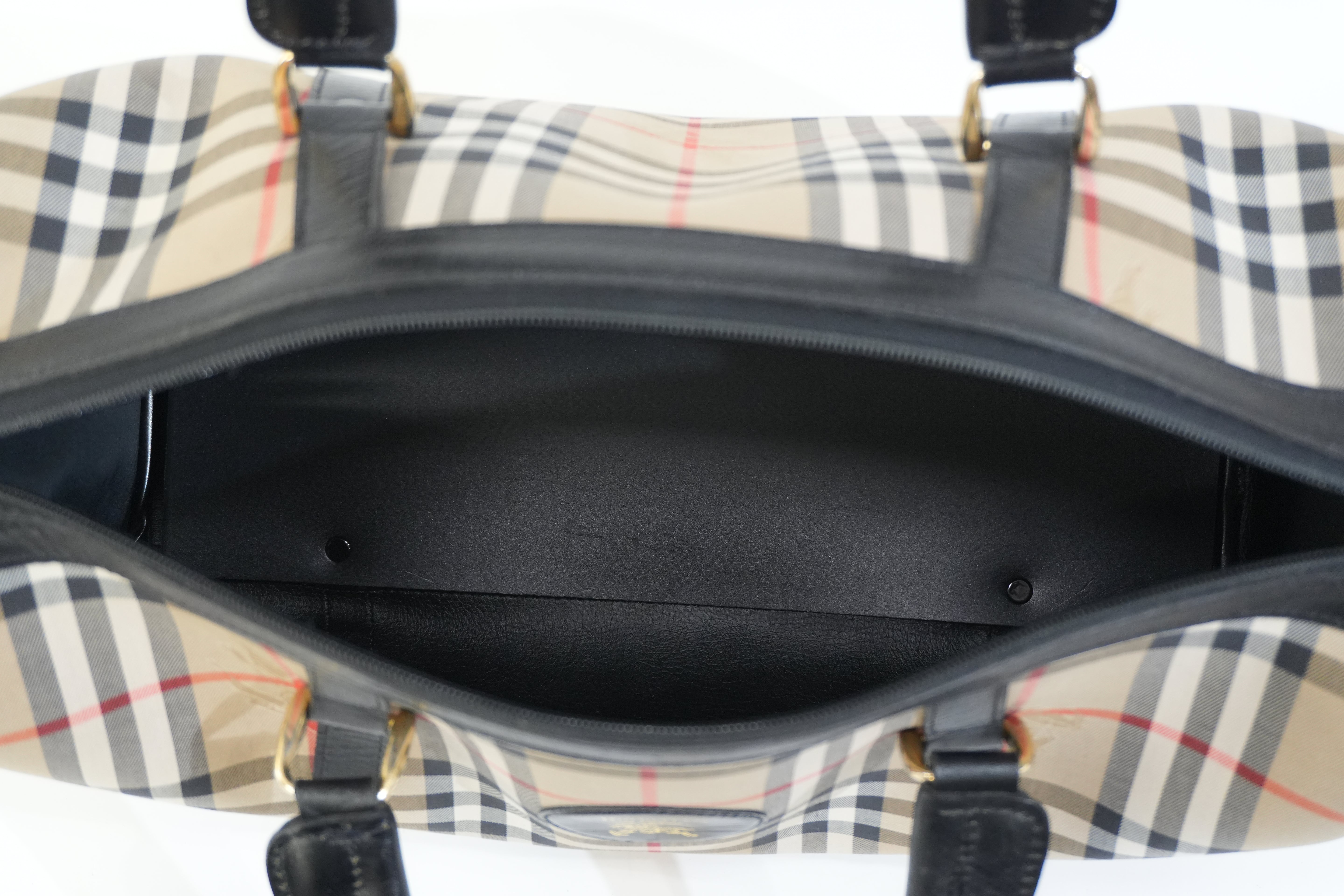 Pre-owned Burberry Duffle Travel Bag