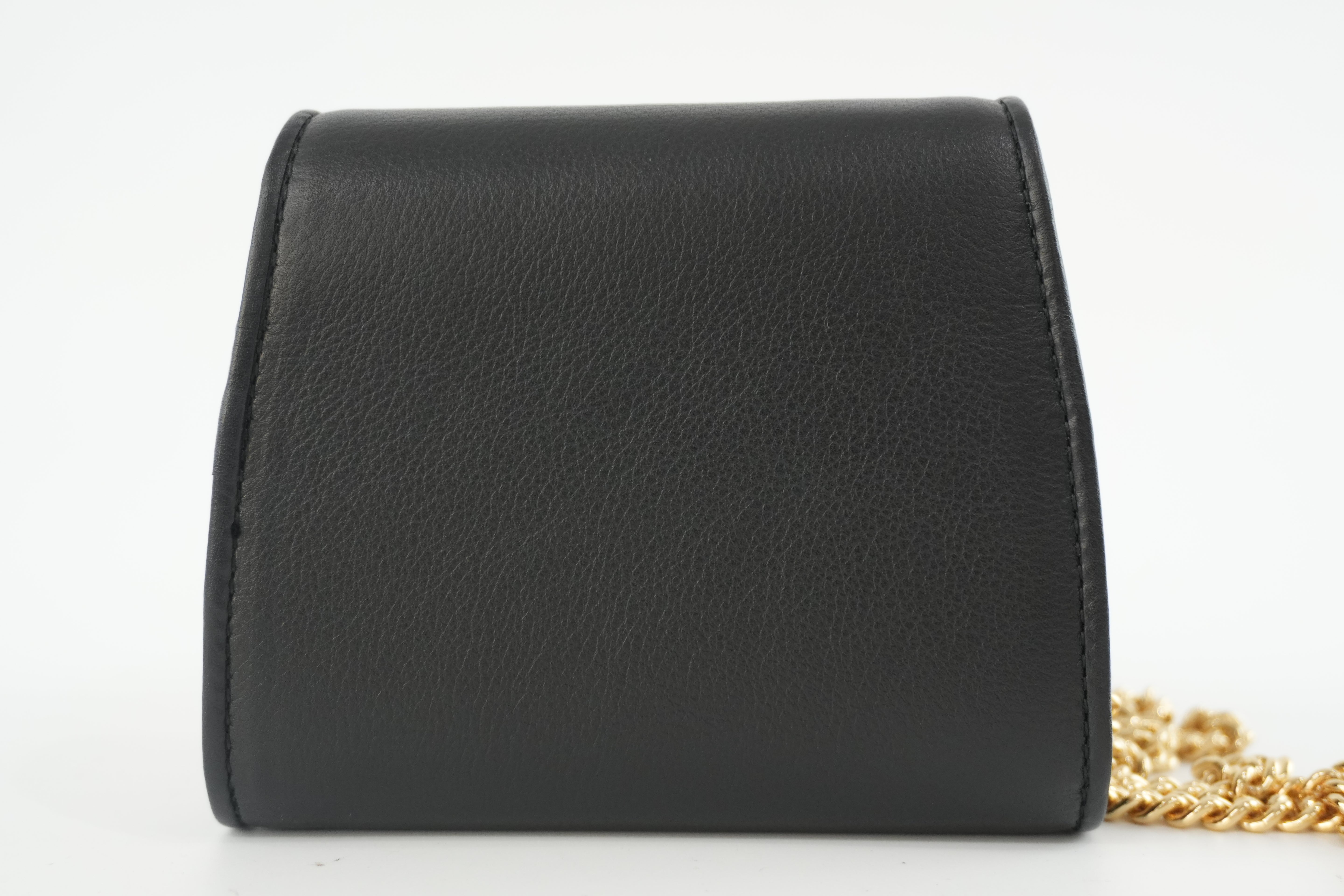 Pre-owned Gucci Leather Chain Shoulder Small Pouch Black