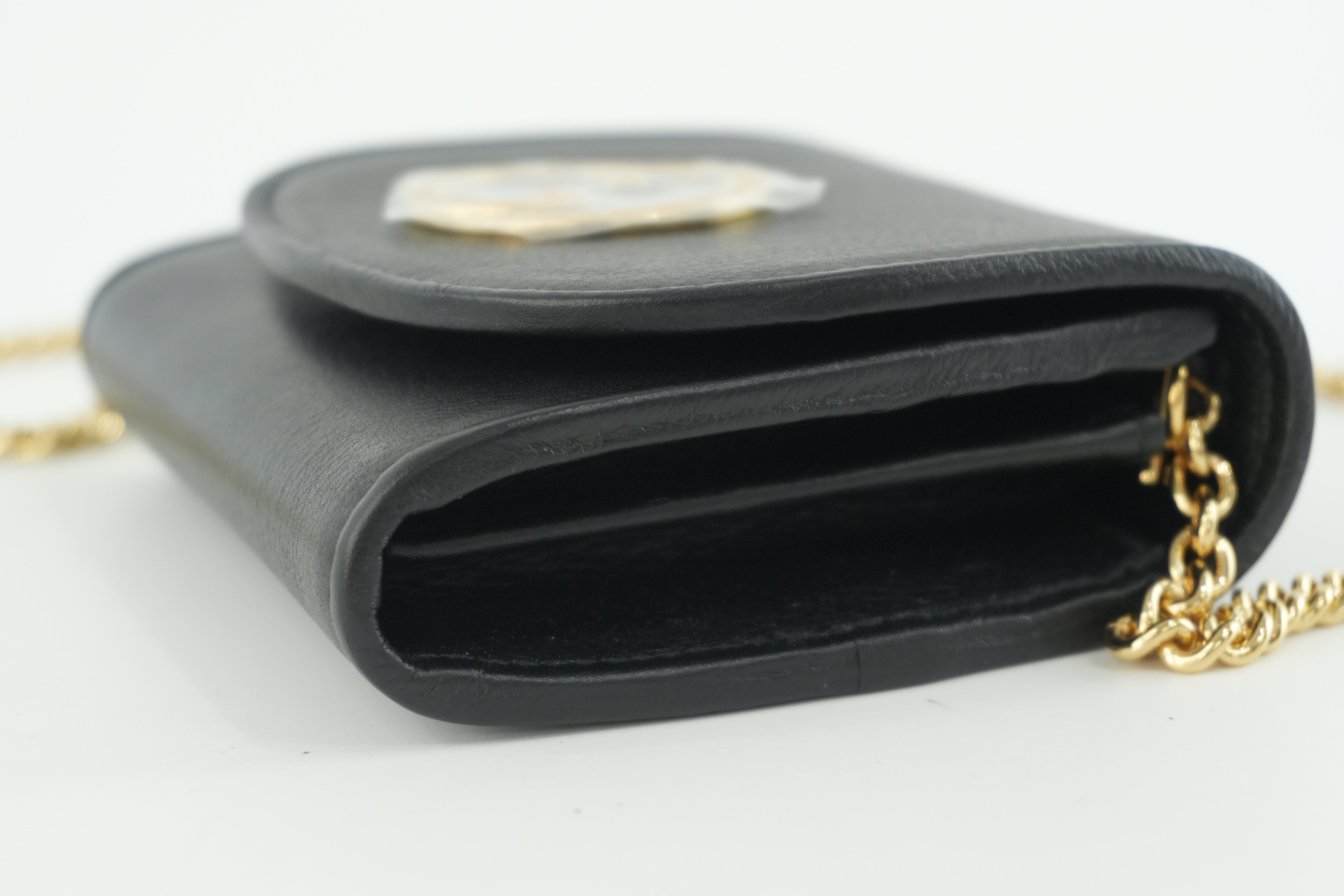 Pre-owned Gucci Leather Chain Shoulder Small Pouch Black