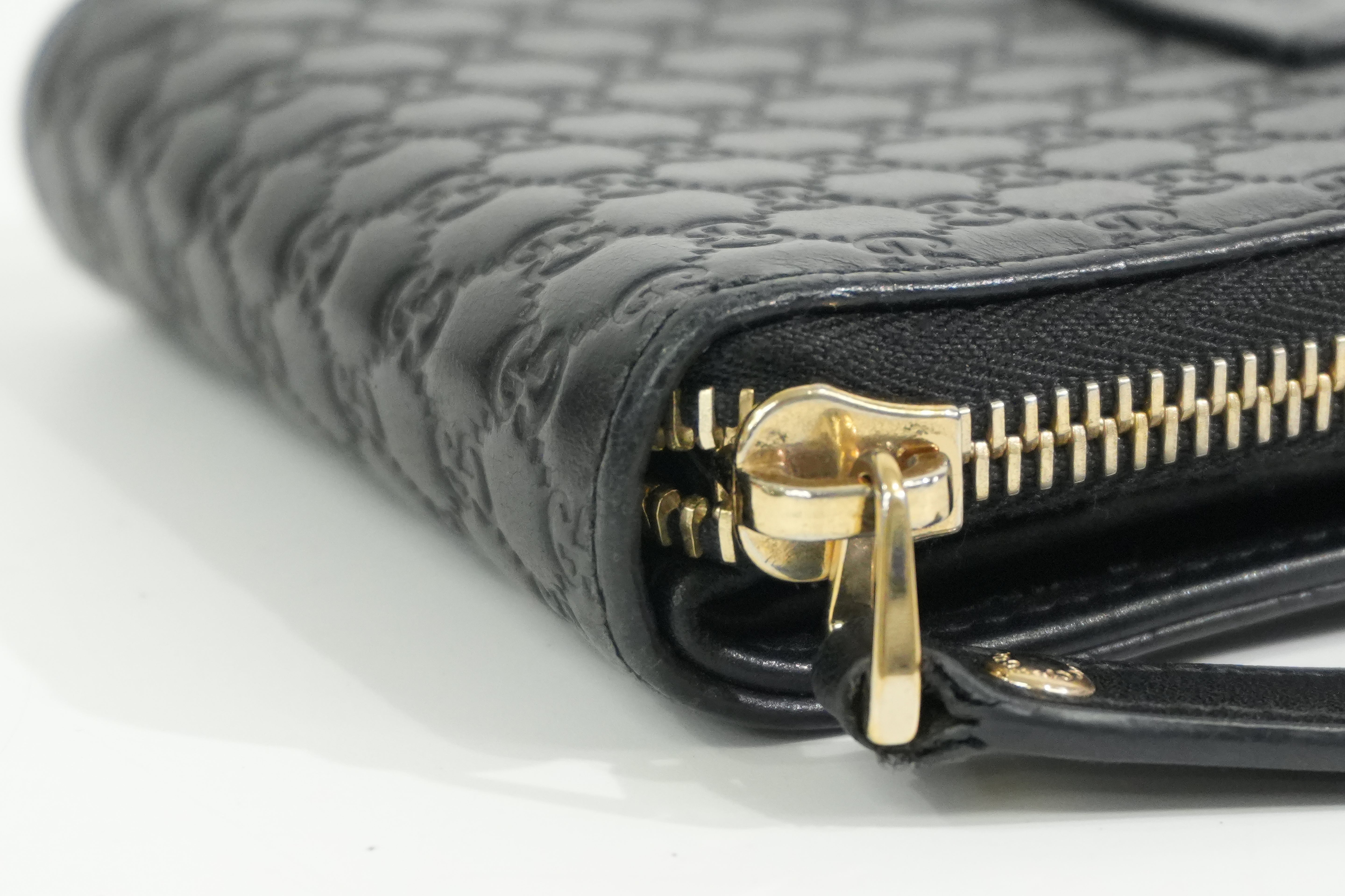 Pre-owned Gucci Microguccisima Compact Wallet Black