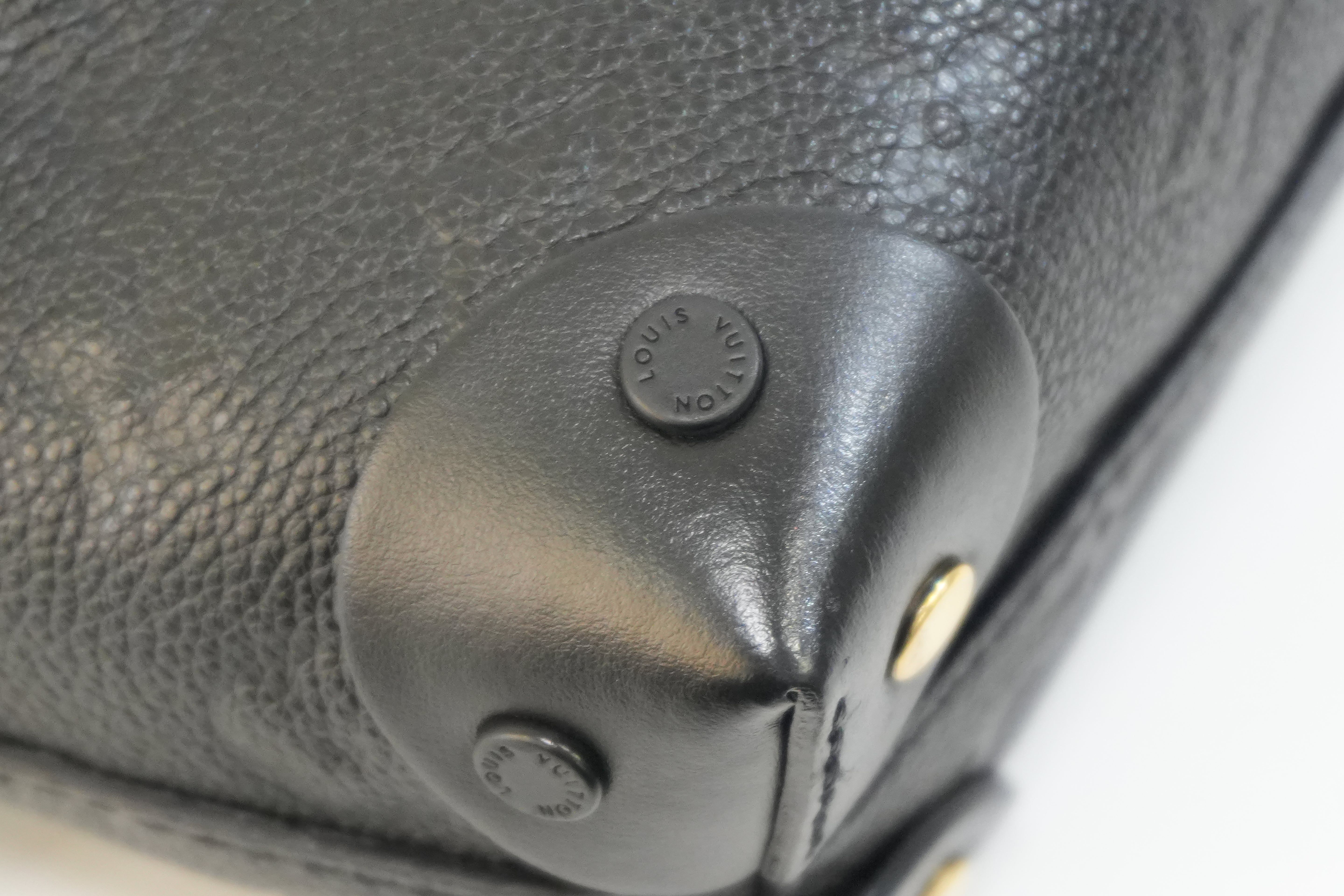 Pre-owned Louis Vuitton Empriente Petite Malle Souple Crossbody Bag Black