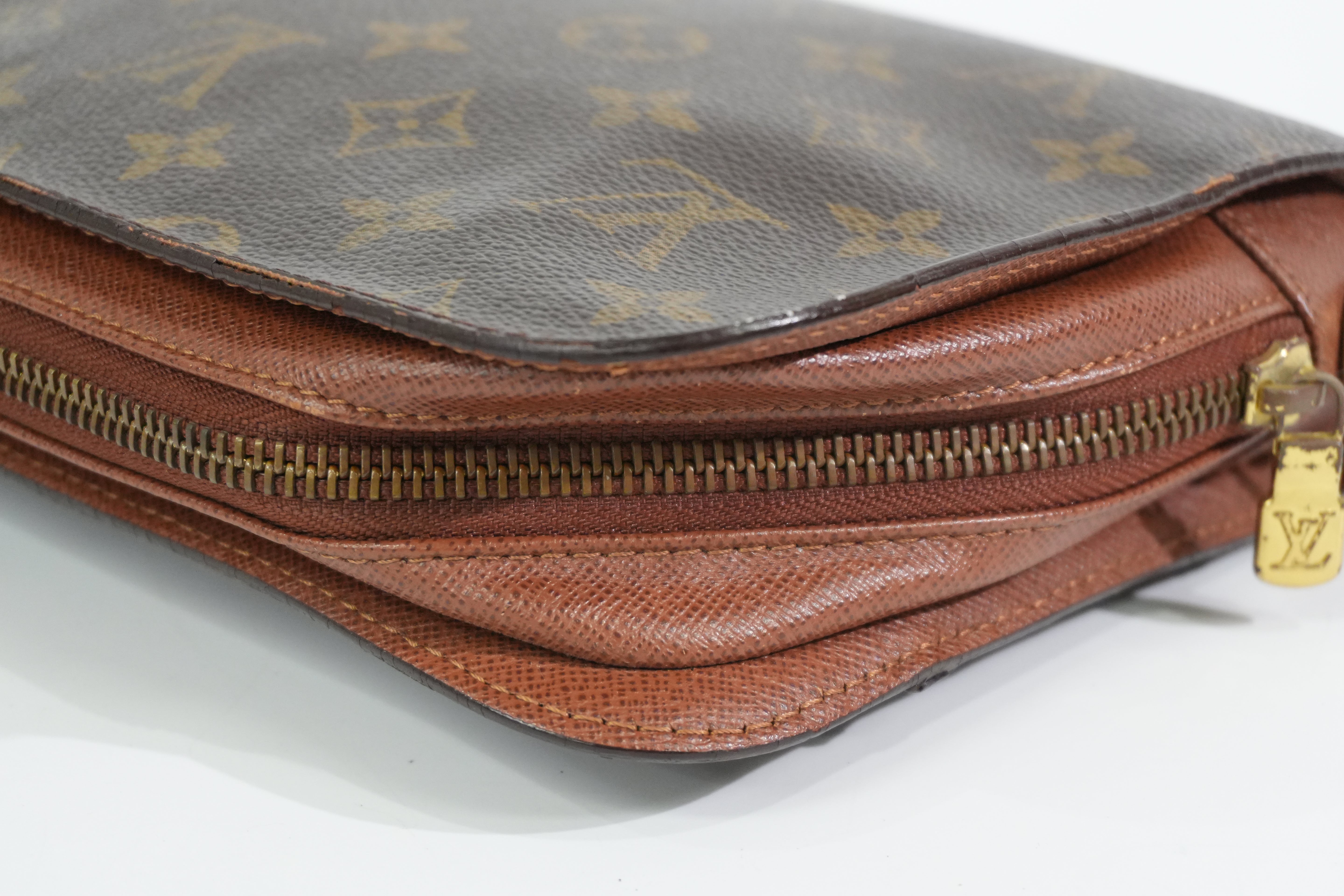 Pre-owned Louis Vuitton Monogram Orsay Wrist Clutch