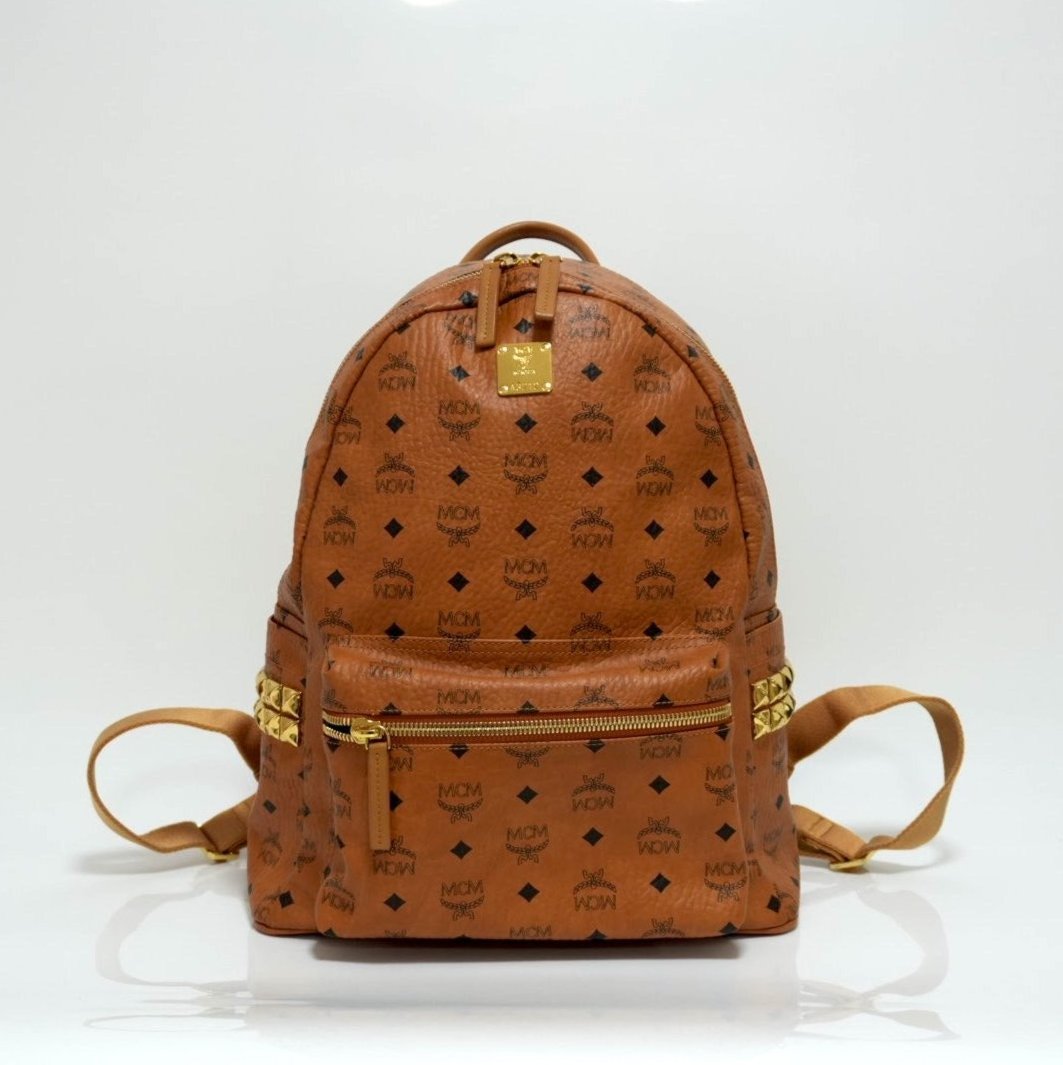 MCM スターク サイドスタッズ バックパック ヴィセトス 中古 MCM スターク サイドスタッズ バックパック ヴィセトス 中古